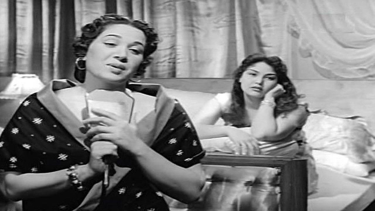 Backdrop for Ghaltet El Omr