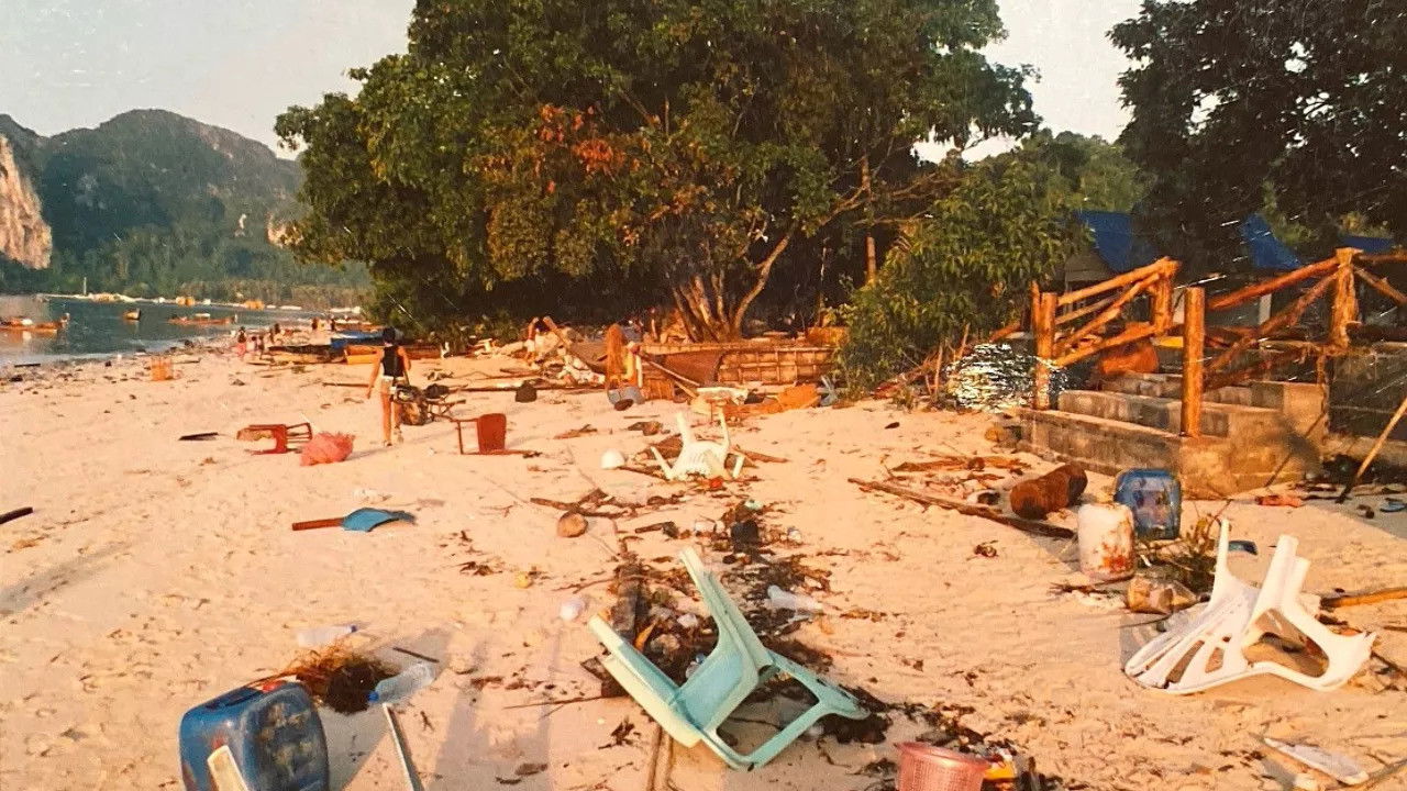 Backdrop for Tsunami