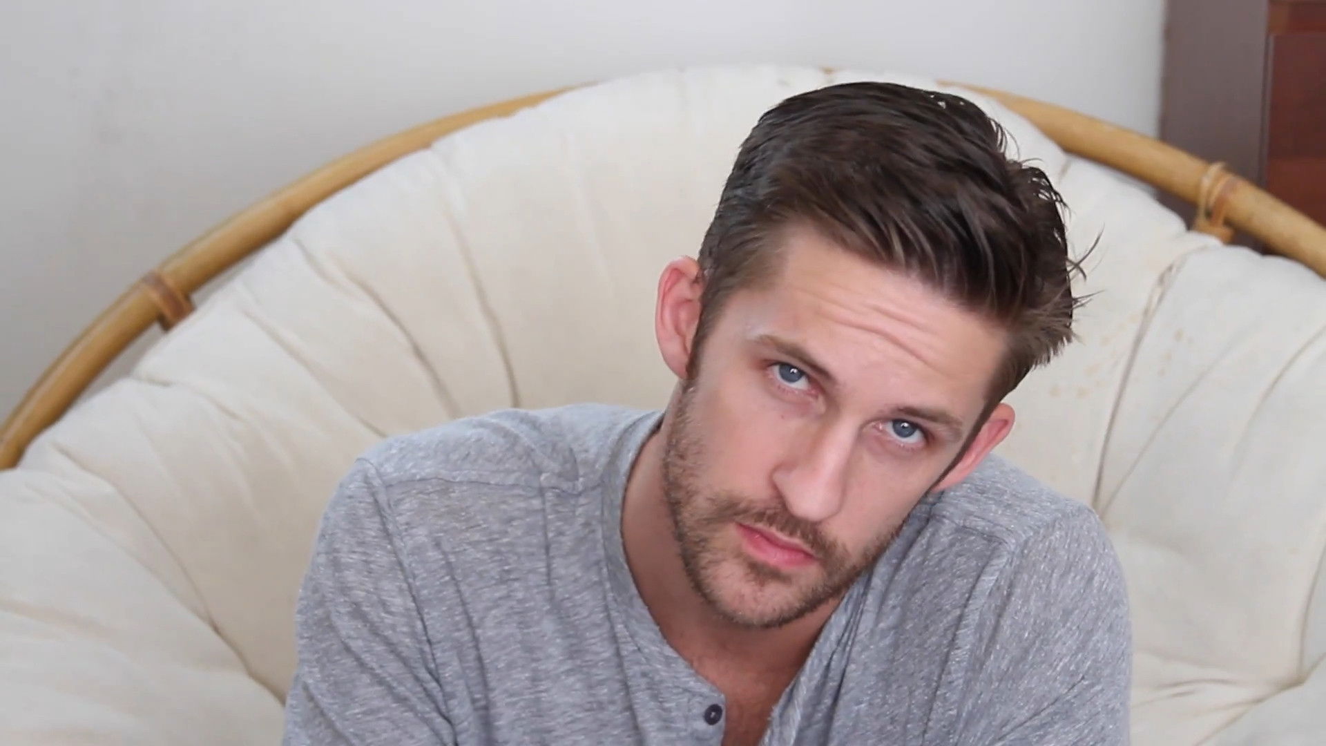 Backdrop for Ryan Gosling Responds to the Haters