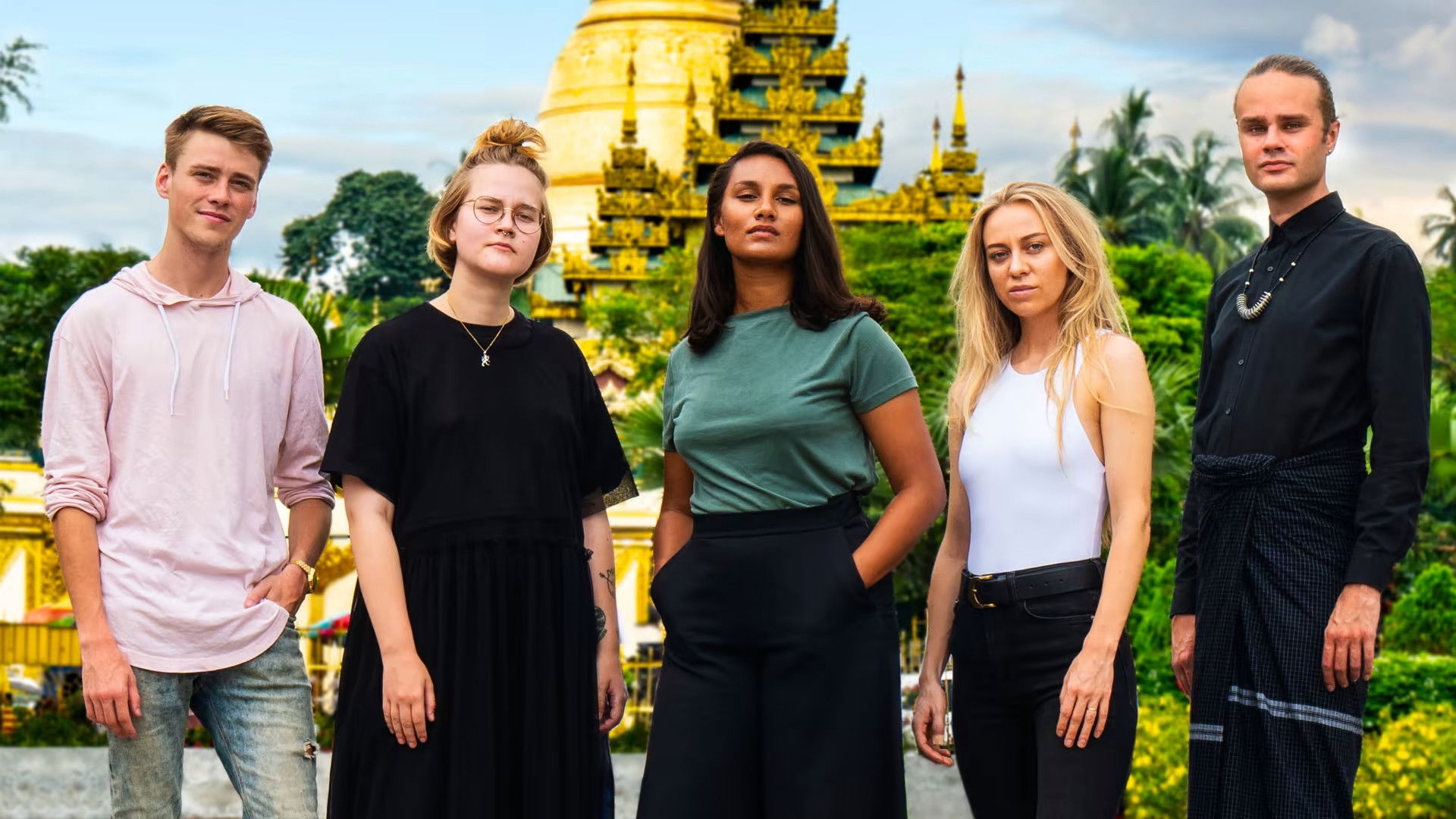 Backdrop for Verta, hikeä ja ...