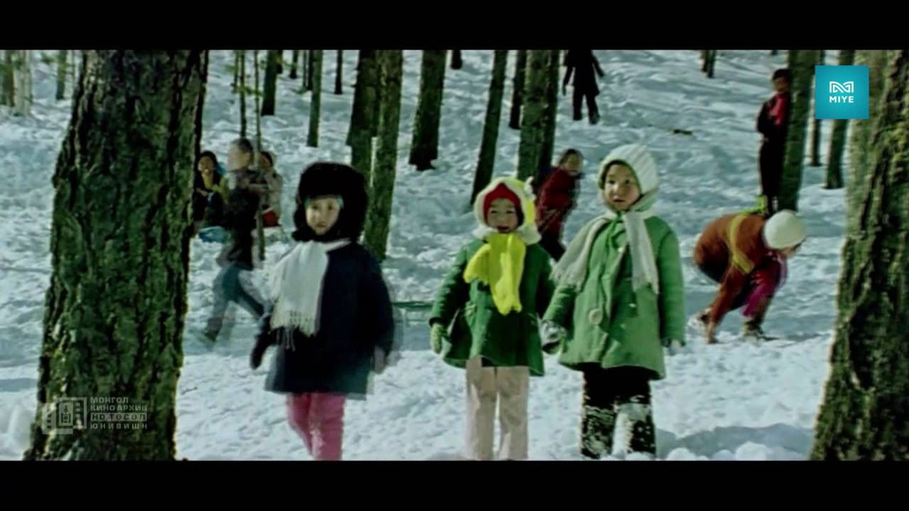 Backdrop for Chick age