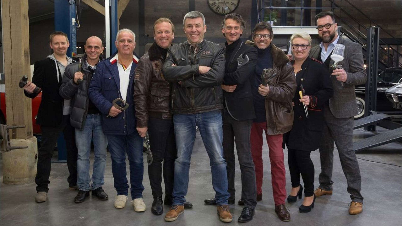 Backdrop for Vintage Mecanic