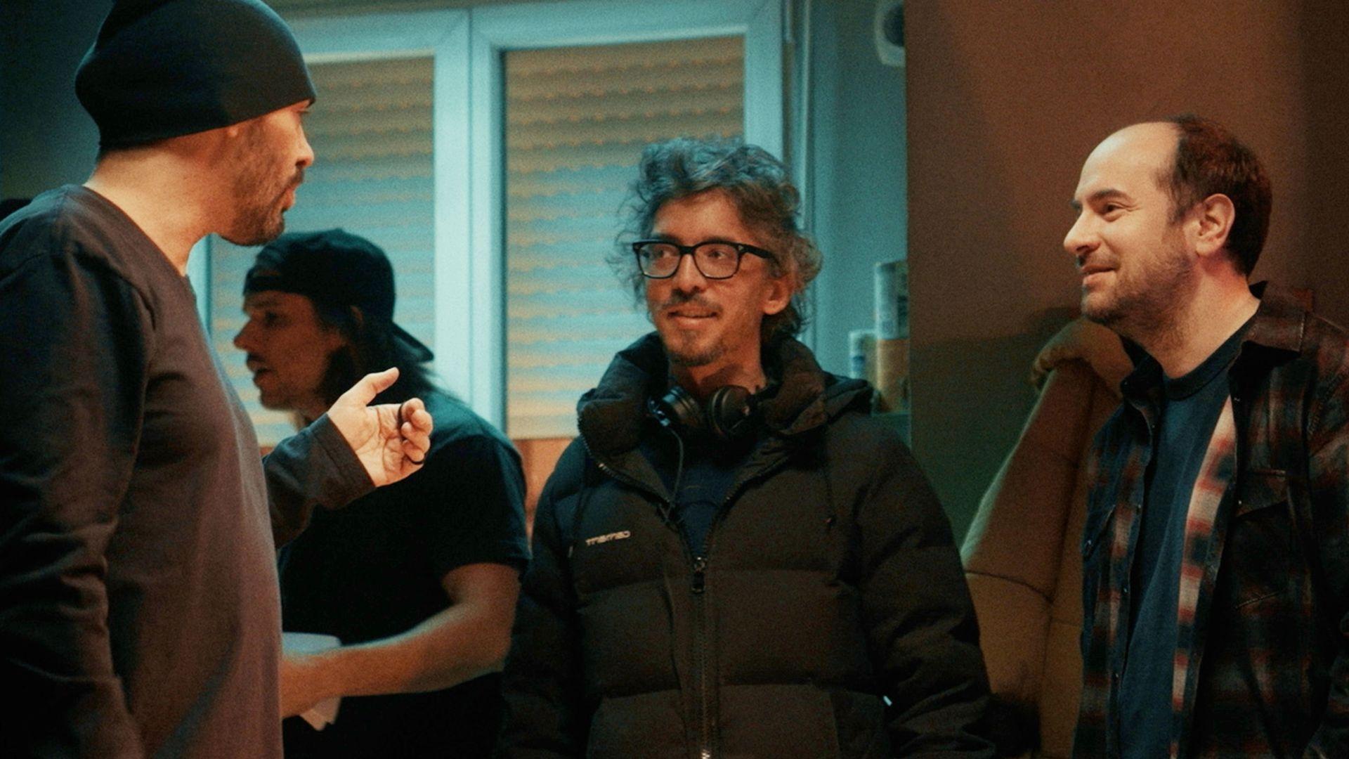 Backdrop for Bref. Good Friends