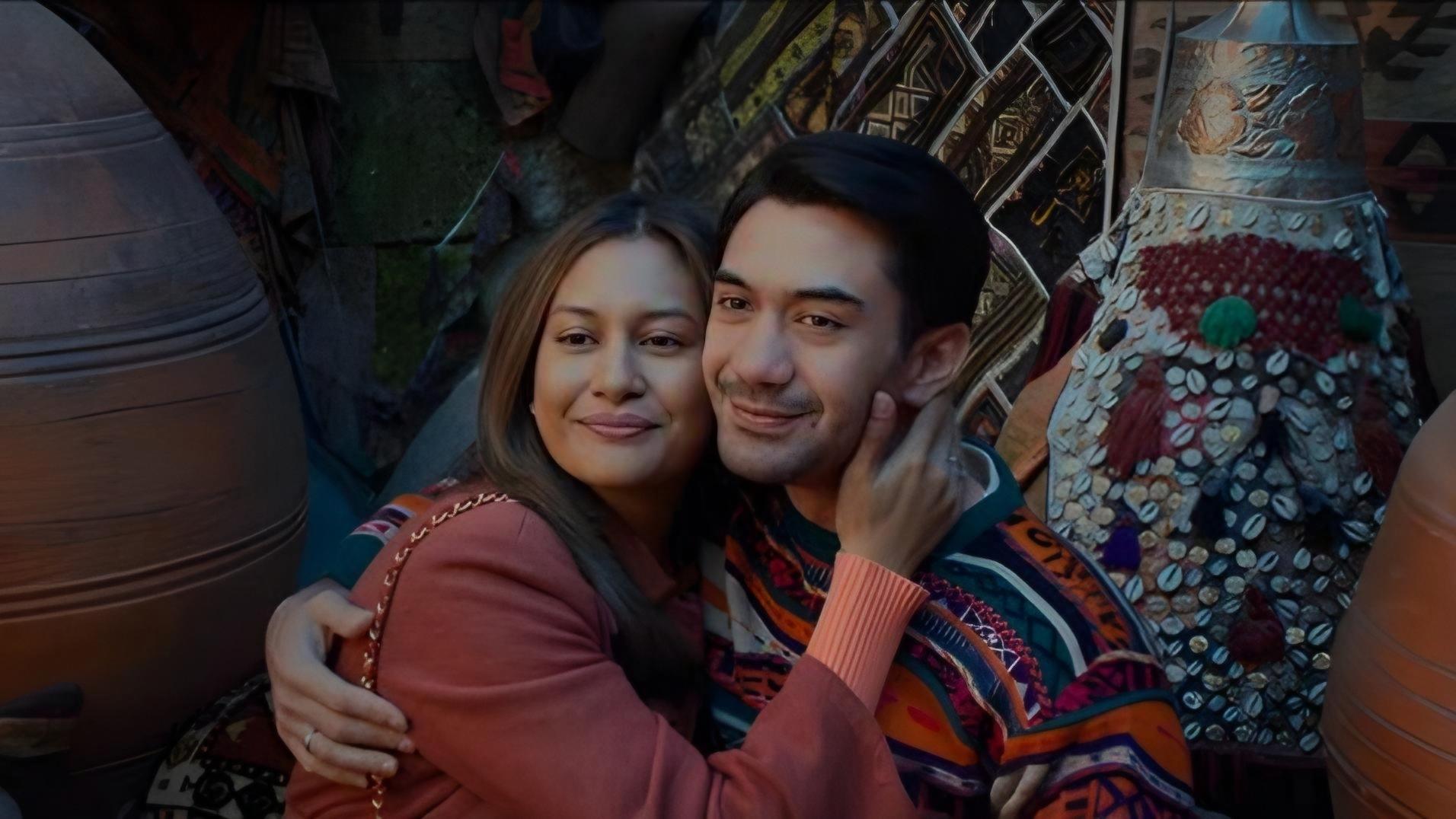 Backdrop for Layangan Putus: The Movie