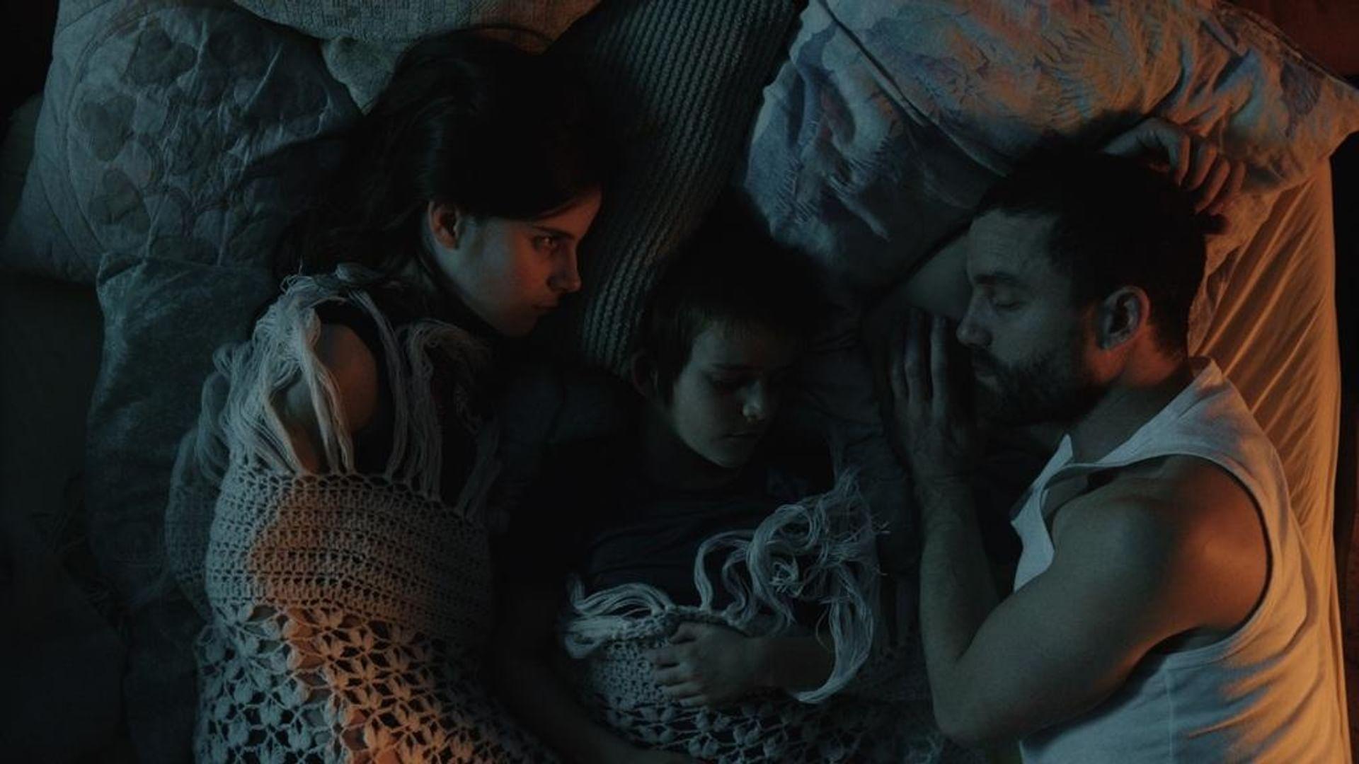 Backdrop for Mauvaise Troupe