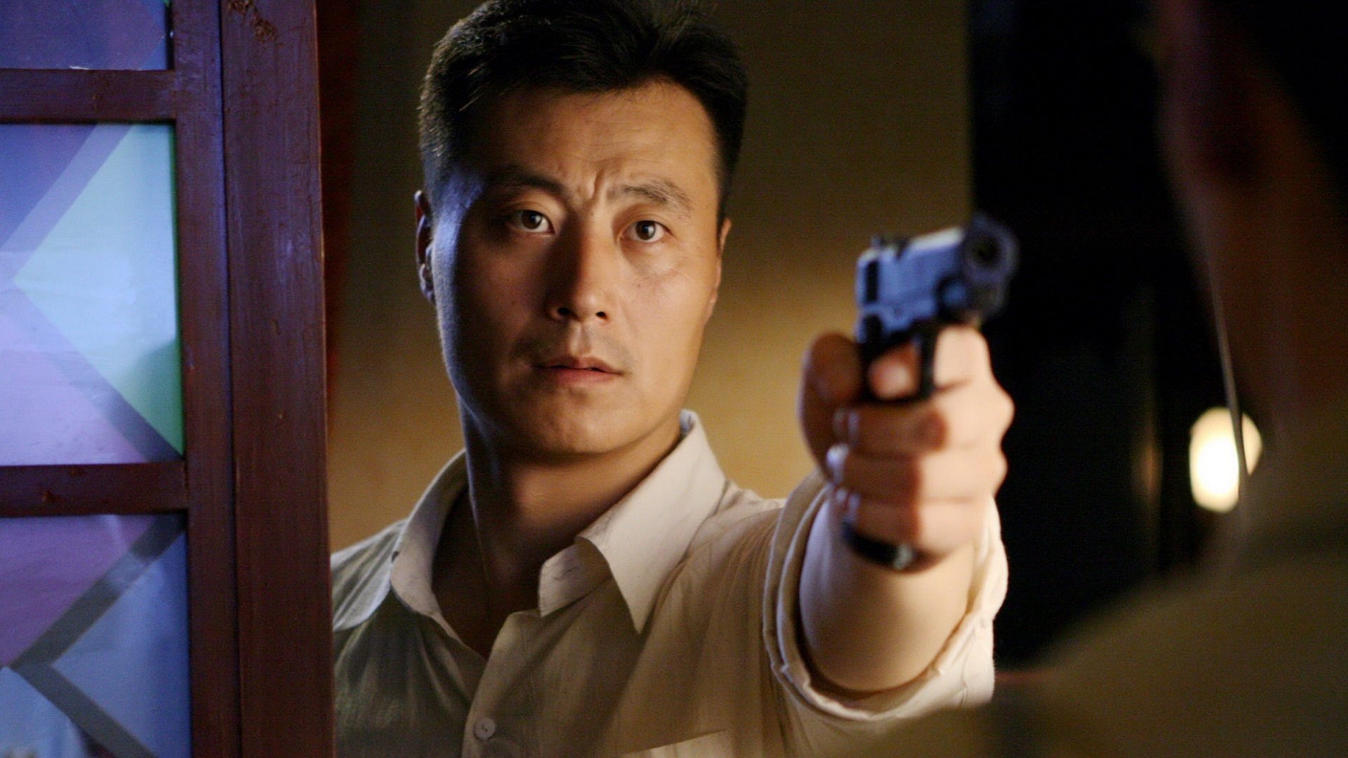 Backdrop for 地下地上