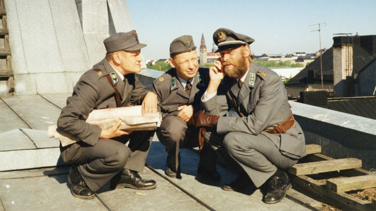 Backdrop for Vääpeli Körmy ja kahtesti laukeava