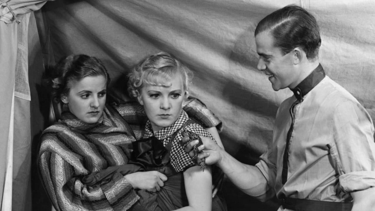 Backdrop for Week-end