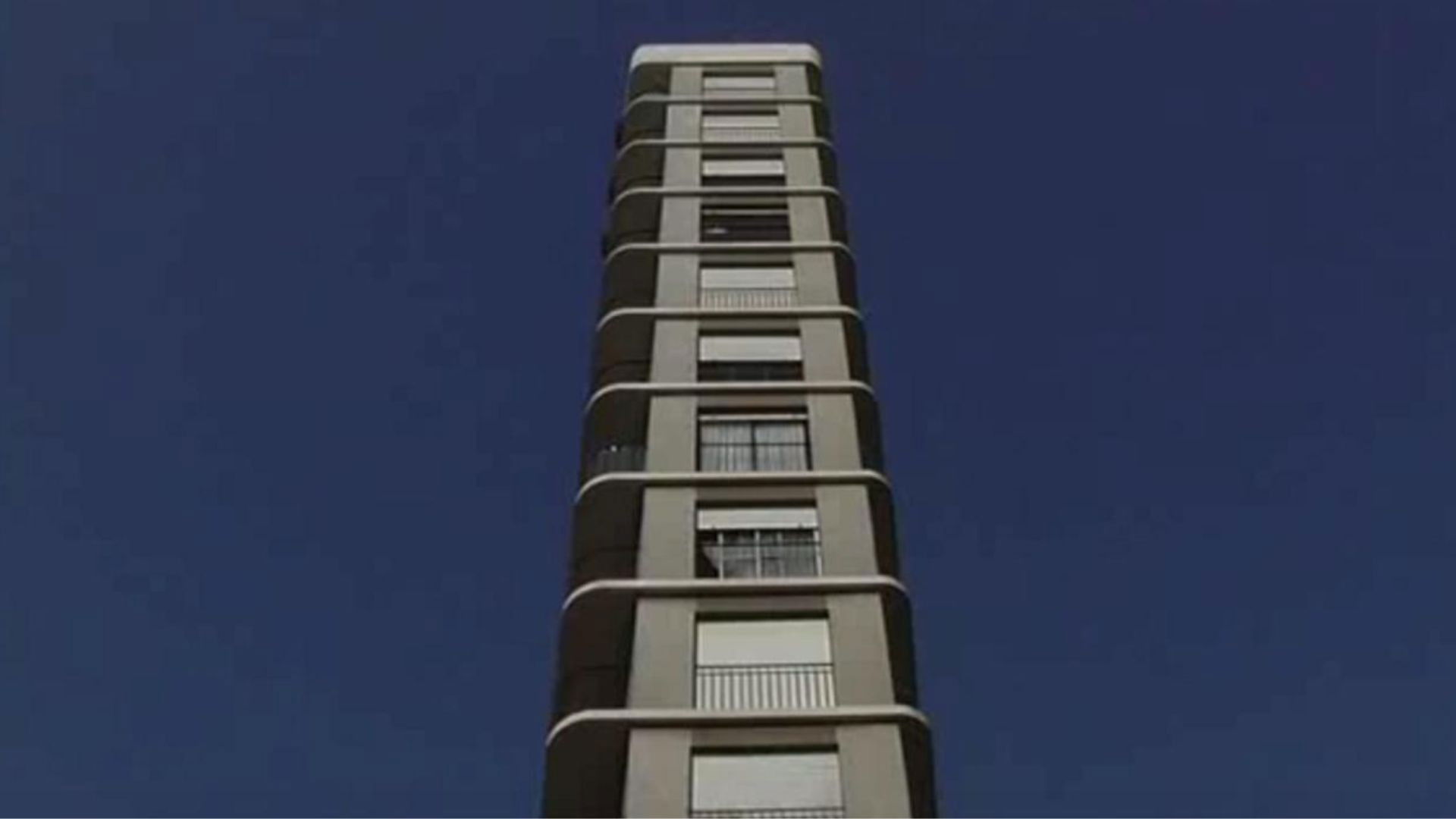 Backdrop for Sidewalls