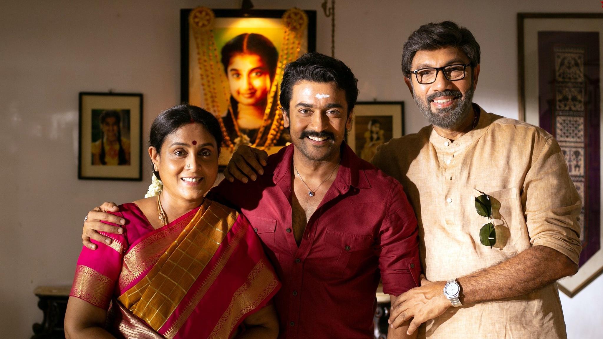 Backdrop for Etharkkum Thunindhavan