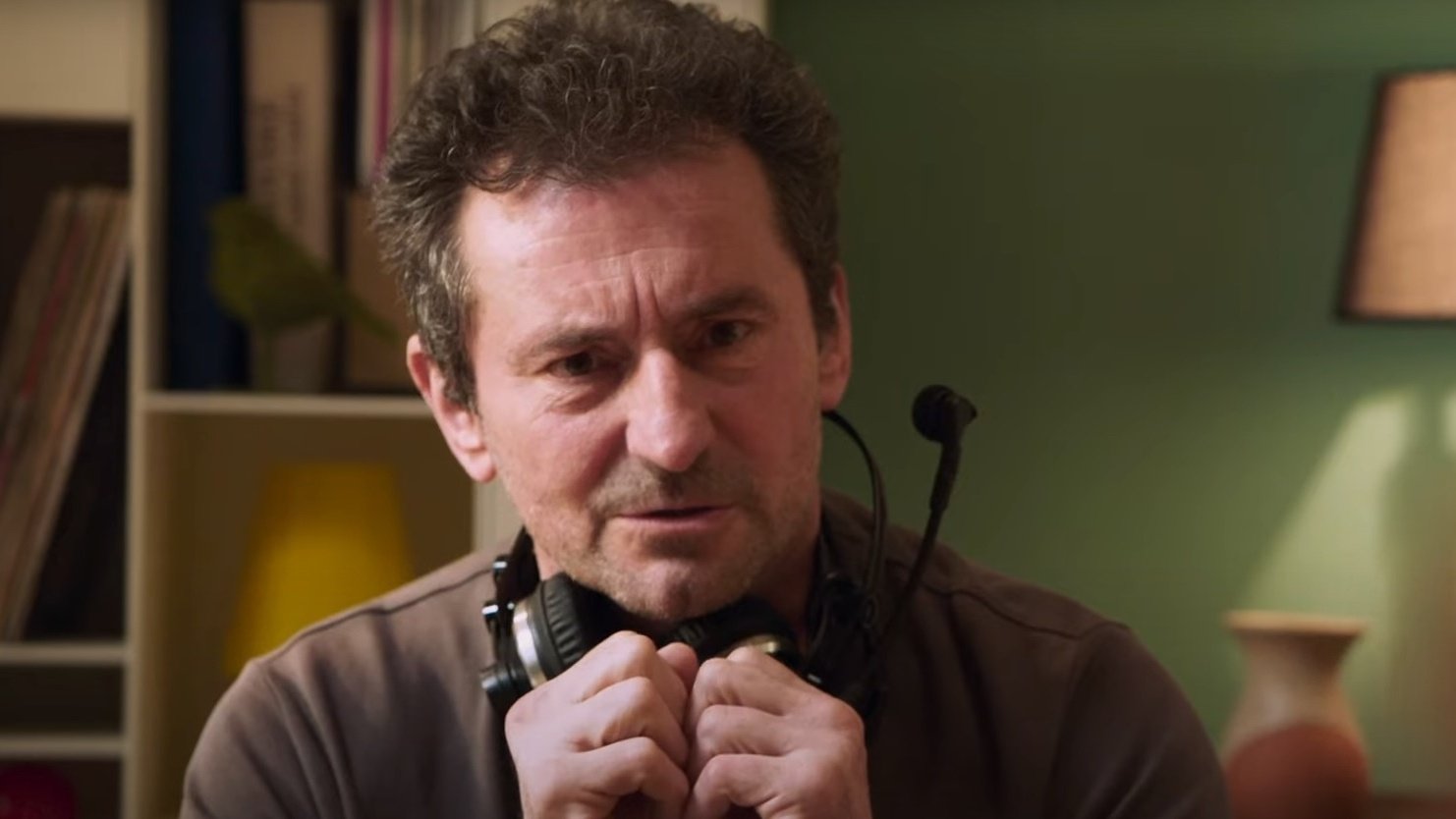 Backdrop for State of Emergency