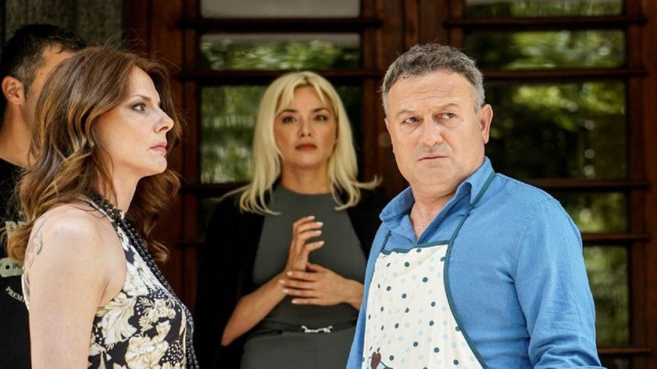 Backdrop for Vsichko za sina mi