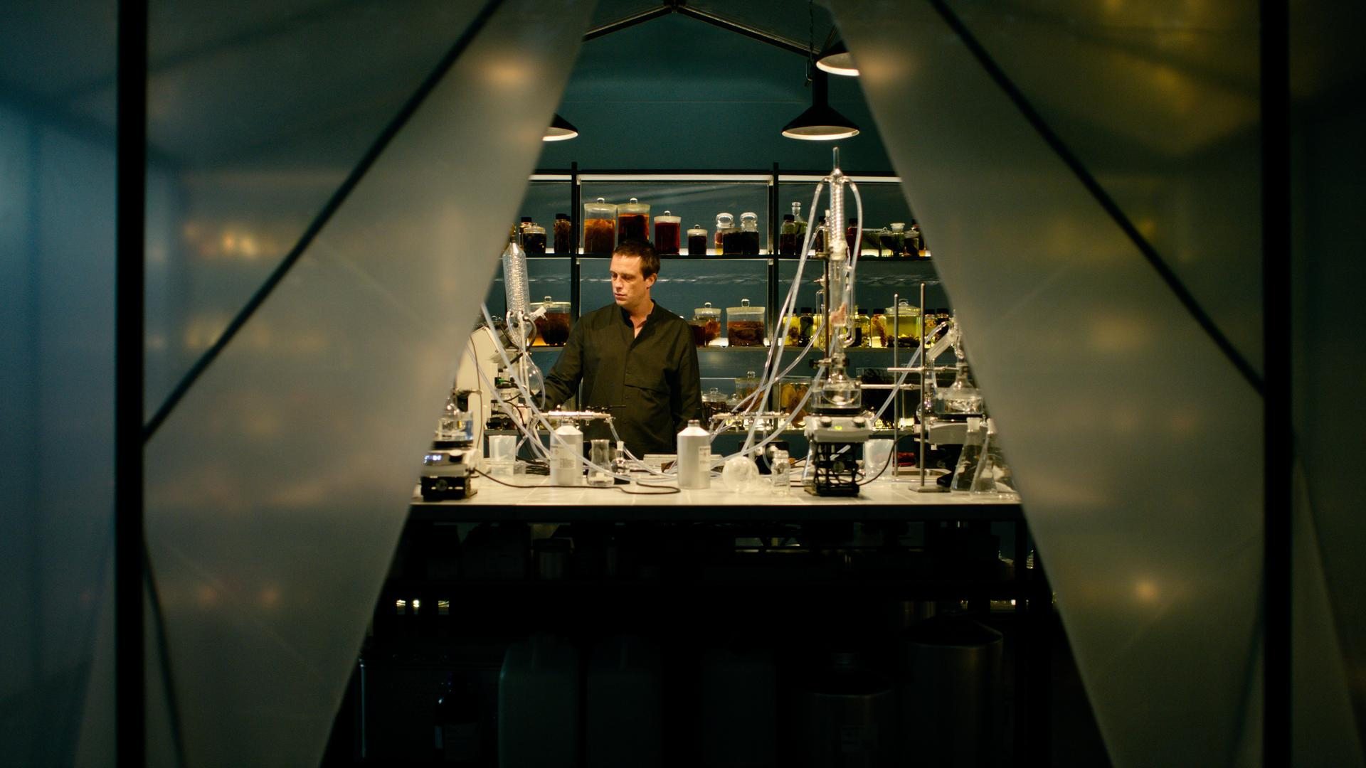 Backdrop for Perfume