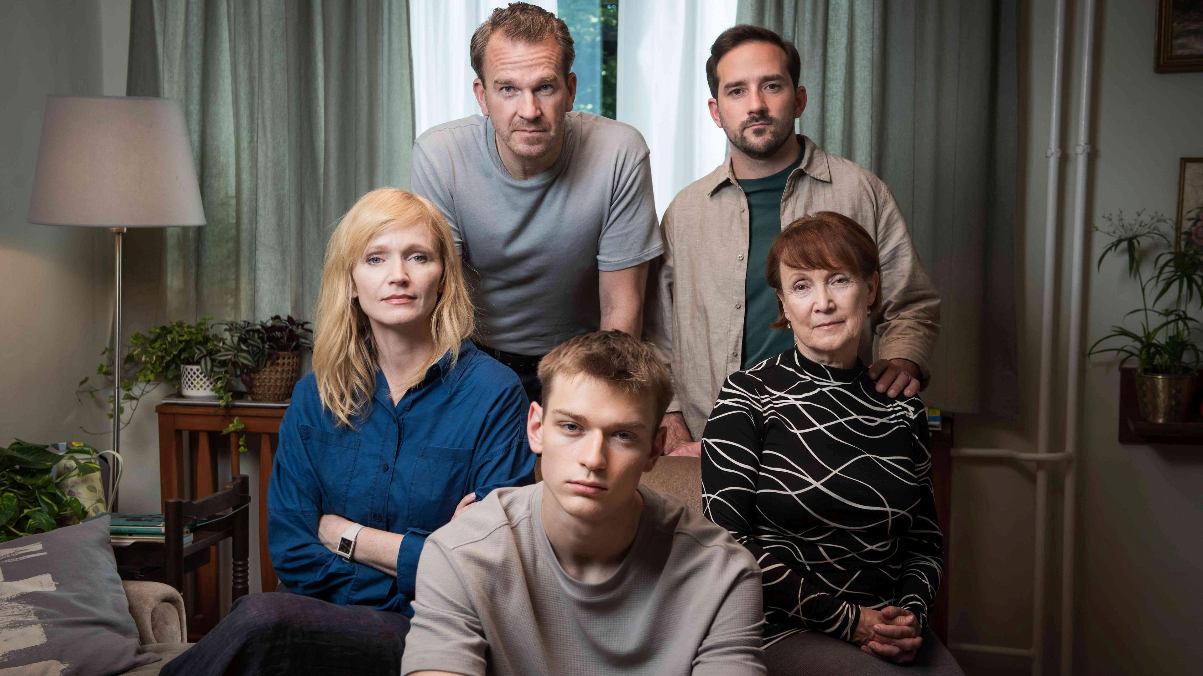 Backdrop for Ratolesti