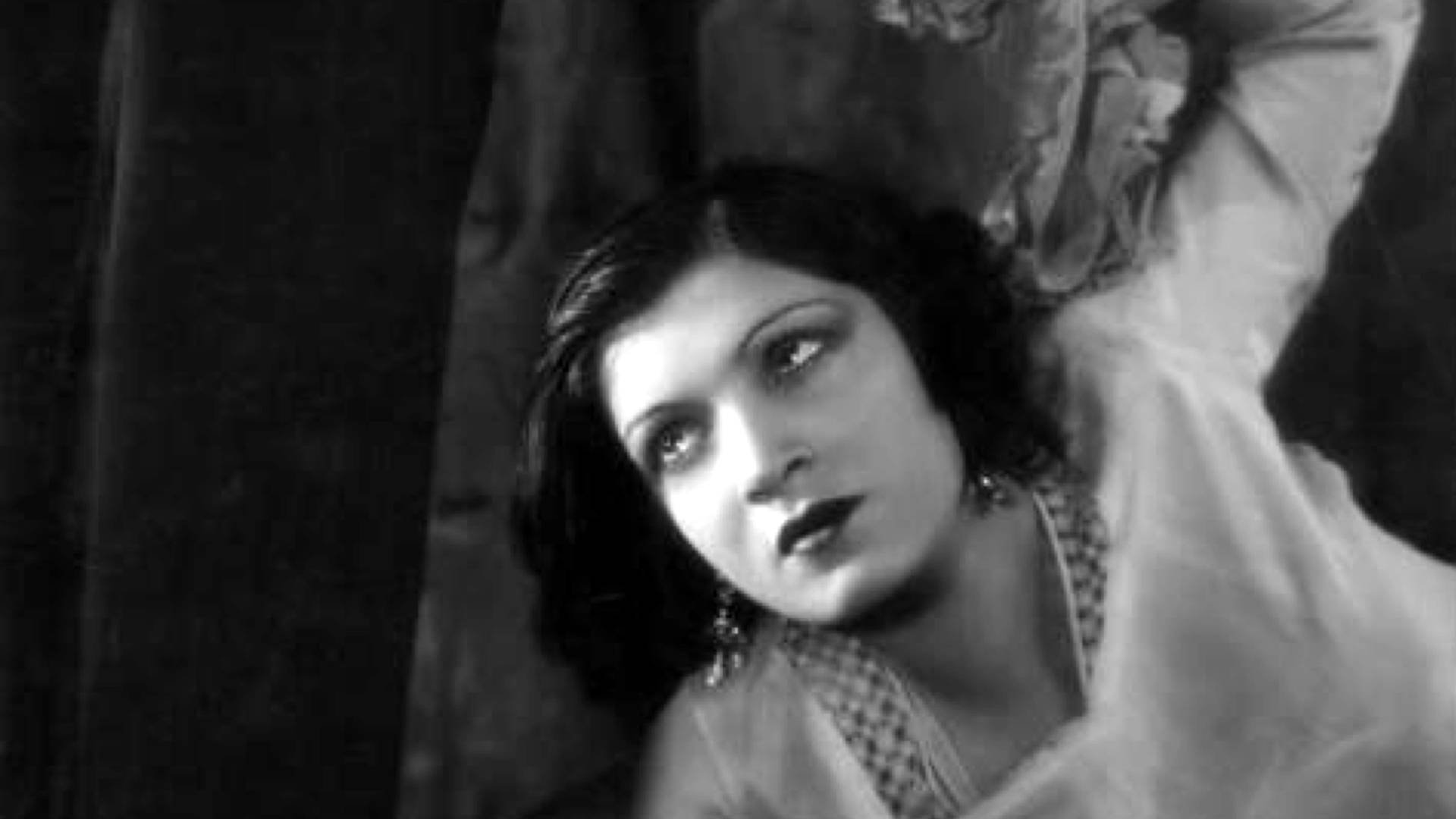 Backdrop for The Woman and the Puppet