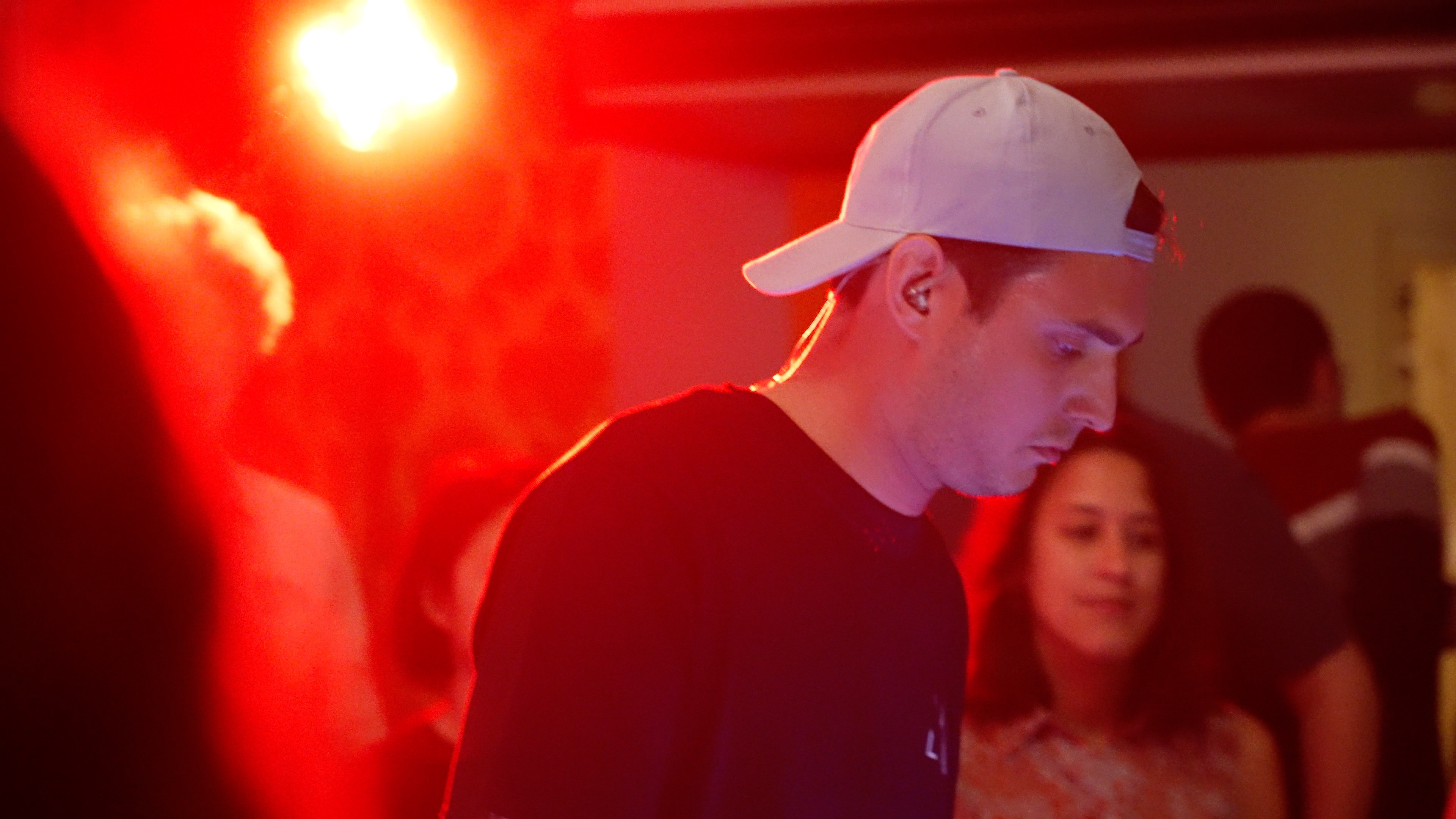 Backdrop for Mathieu Moës Live and Surrounded by Friends at Melusina, Luxembourg