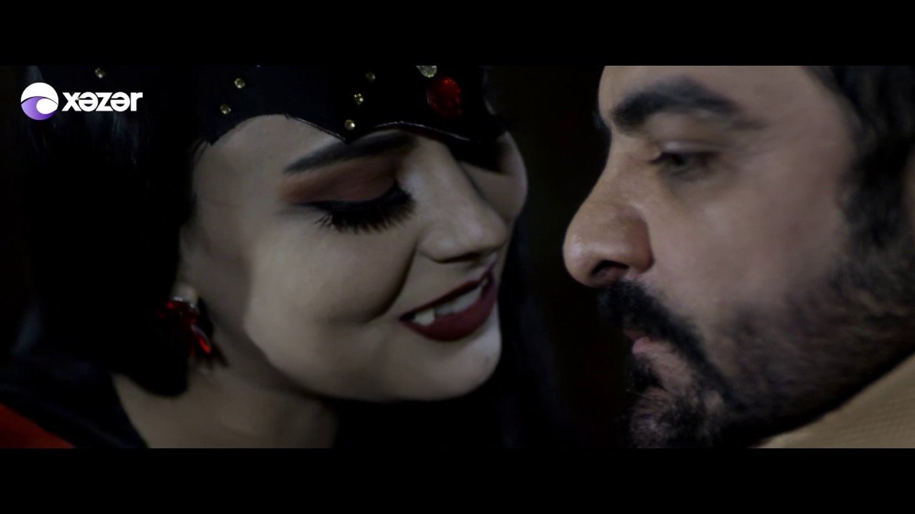 Backdrop for Xoxanlar