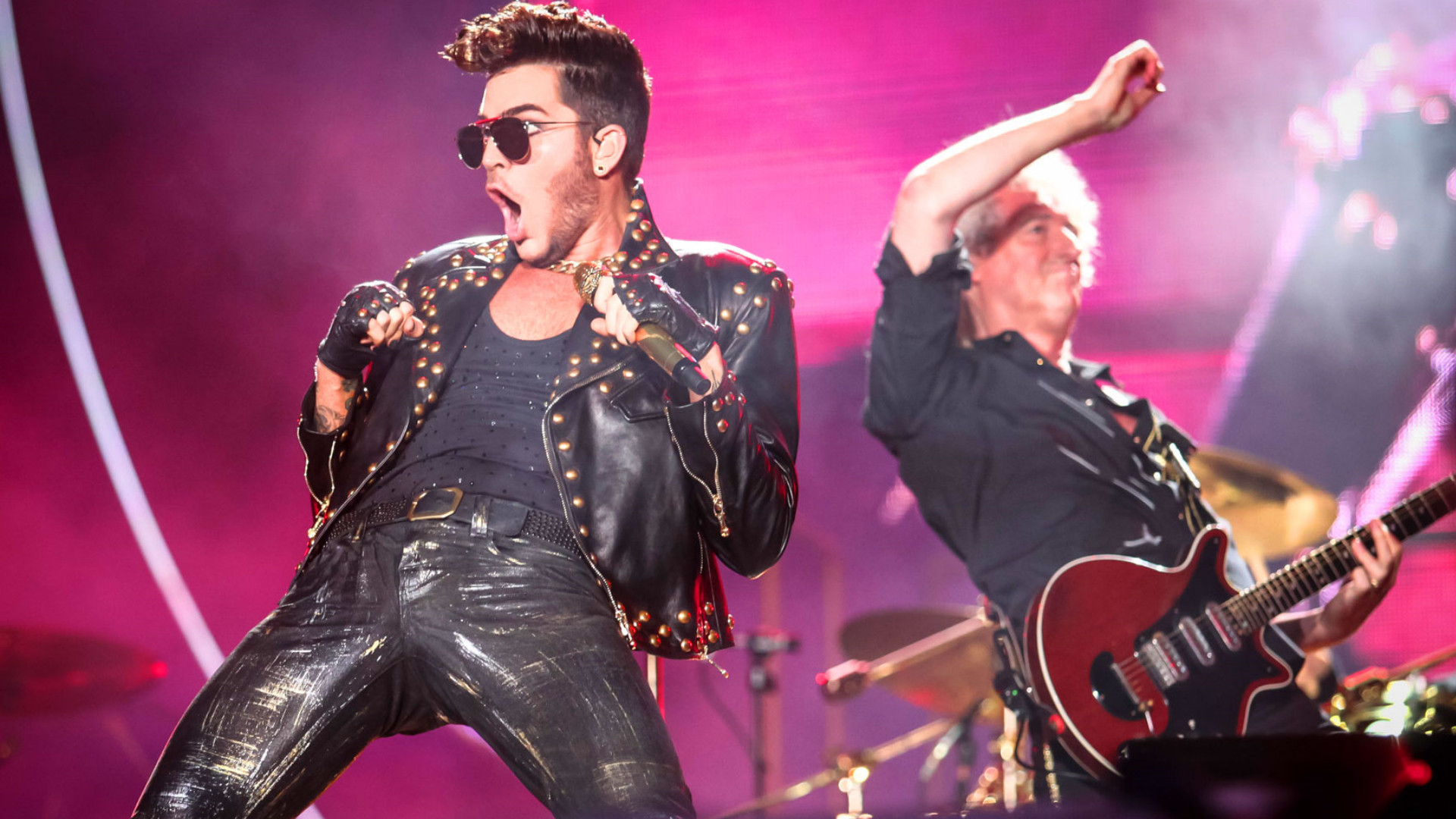 Backdrop for Queen and Adam Lambert: Rock in Rio 2015