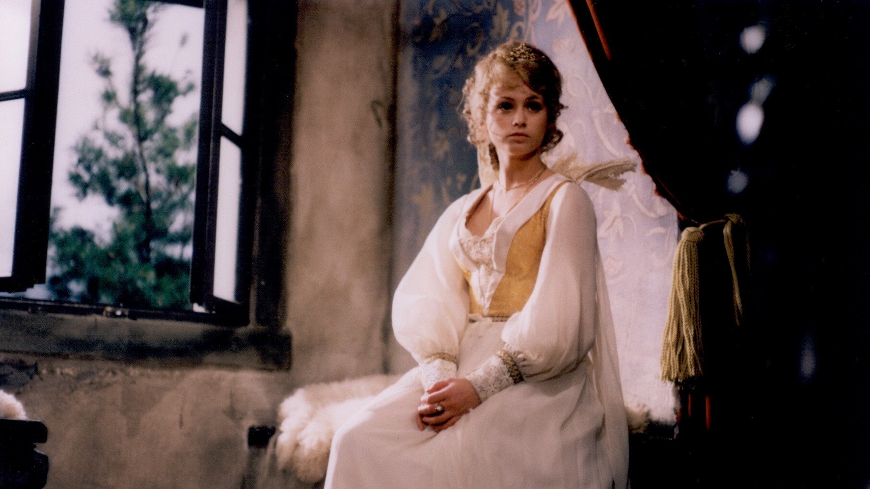 Backdrop for Arabela