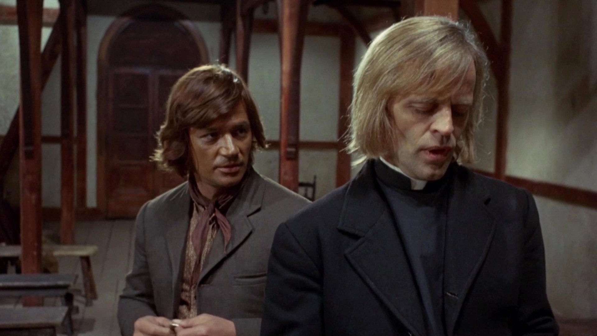 Backdrop for Adios Compañeros