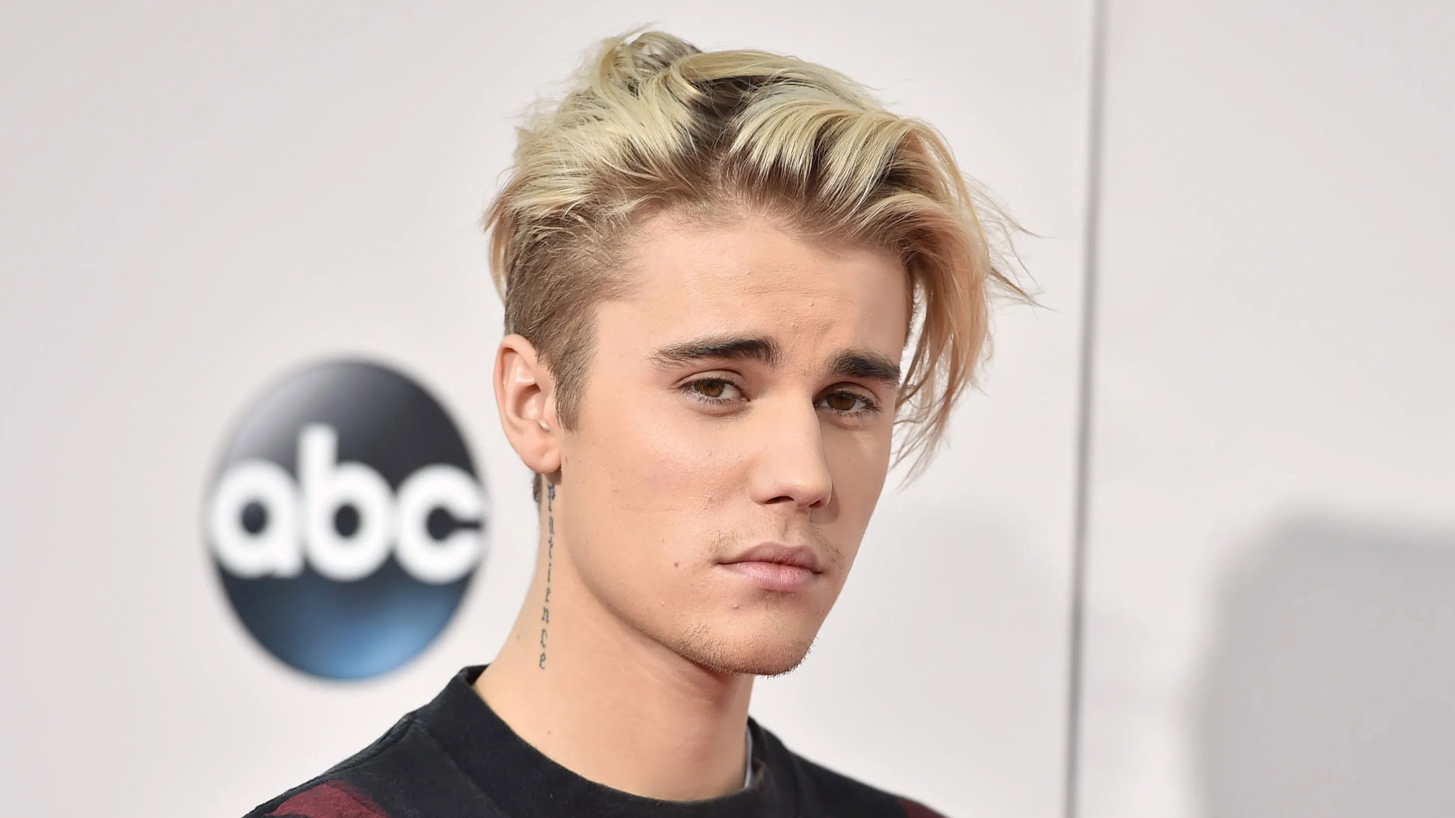 Backdrop for Justin Bieber: Limitless