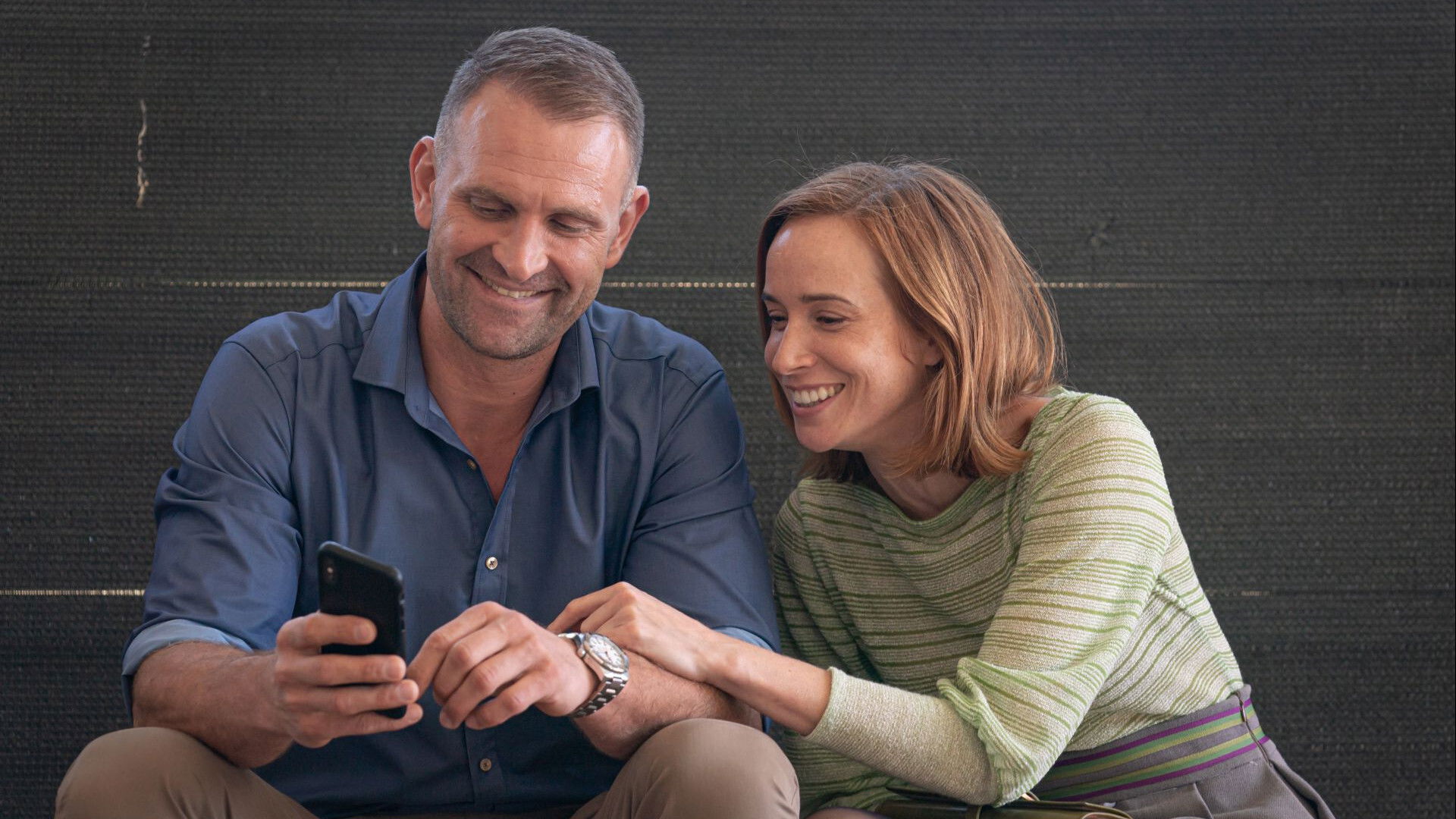 Backdrop for Známi neznámi