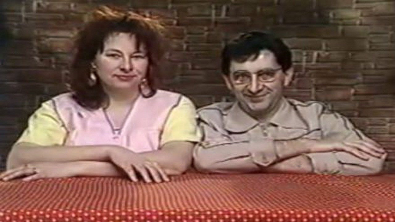 Backdrop for Les Deschiens - série classique