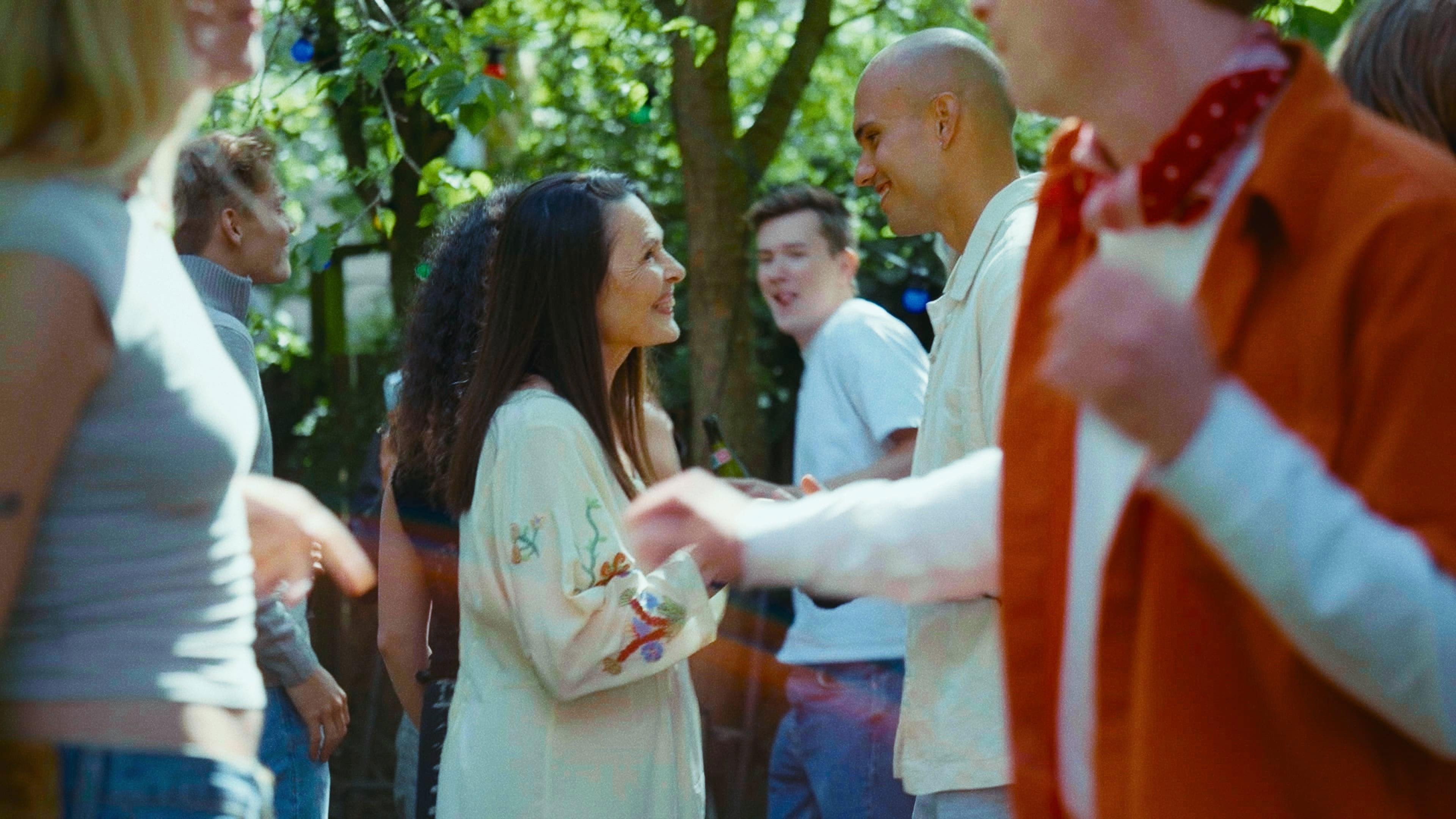 Backdrop for Jeg Vågnede Af Solen