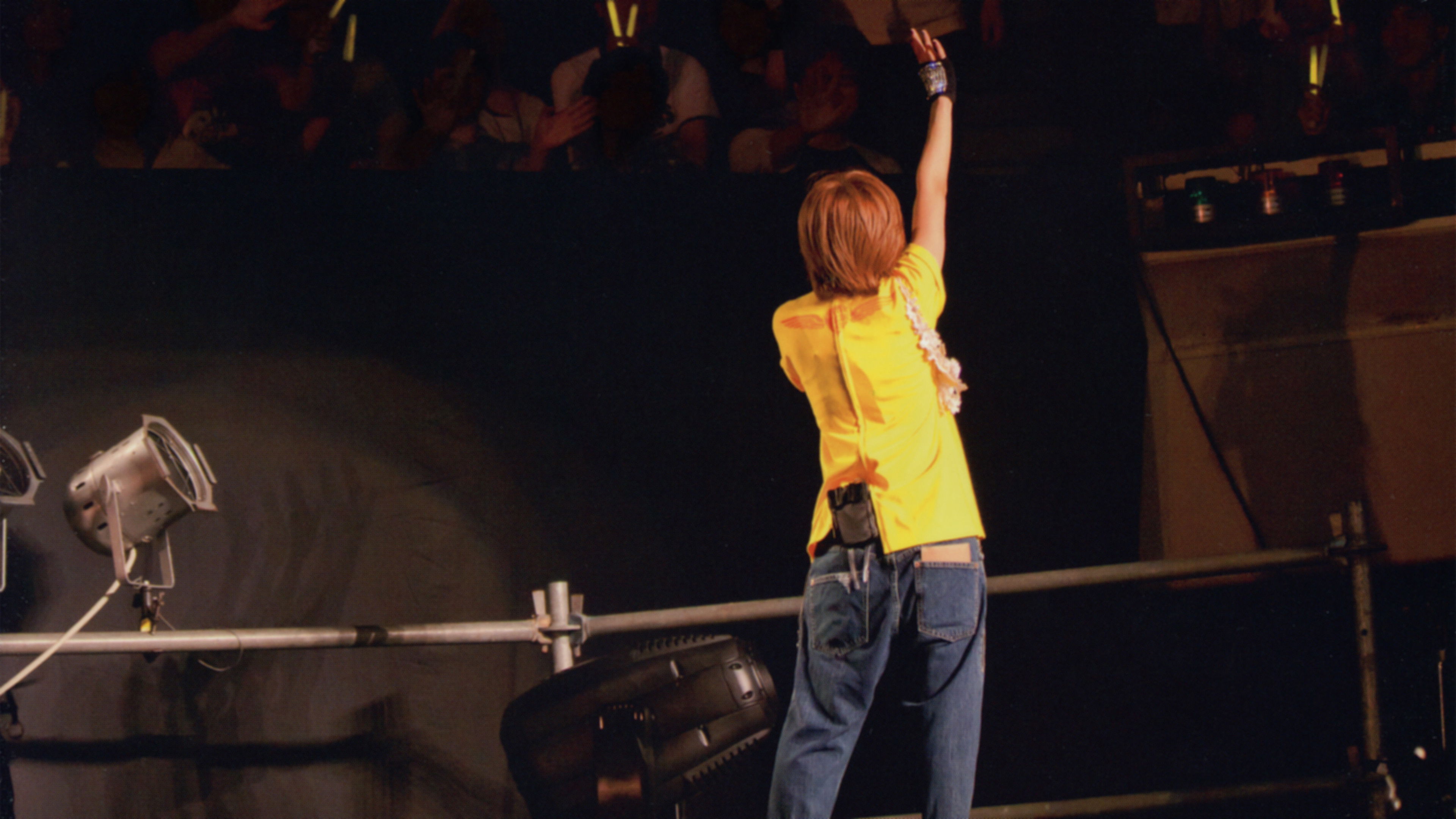 Backdrop for Morning Musume. 2011 Autumn Live Photobook Ai BELIEVE ~Takahashi Ai Sotsugyou Kinen Special~