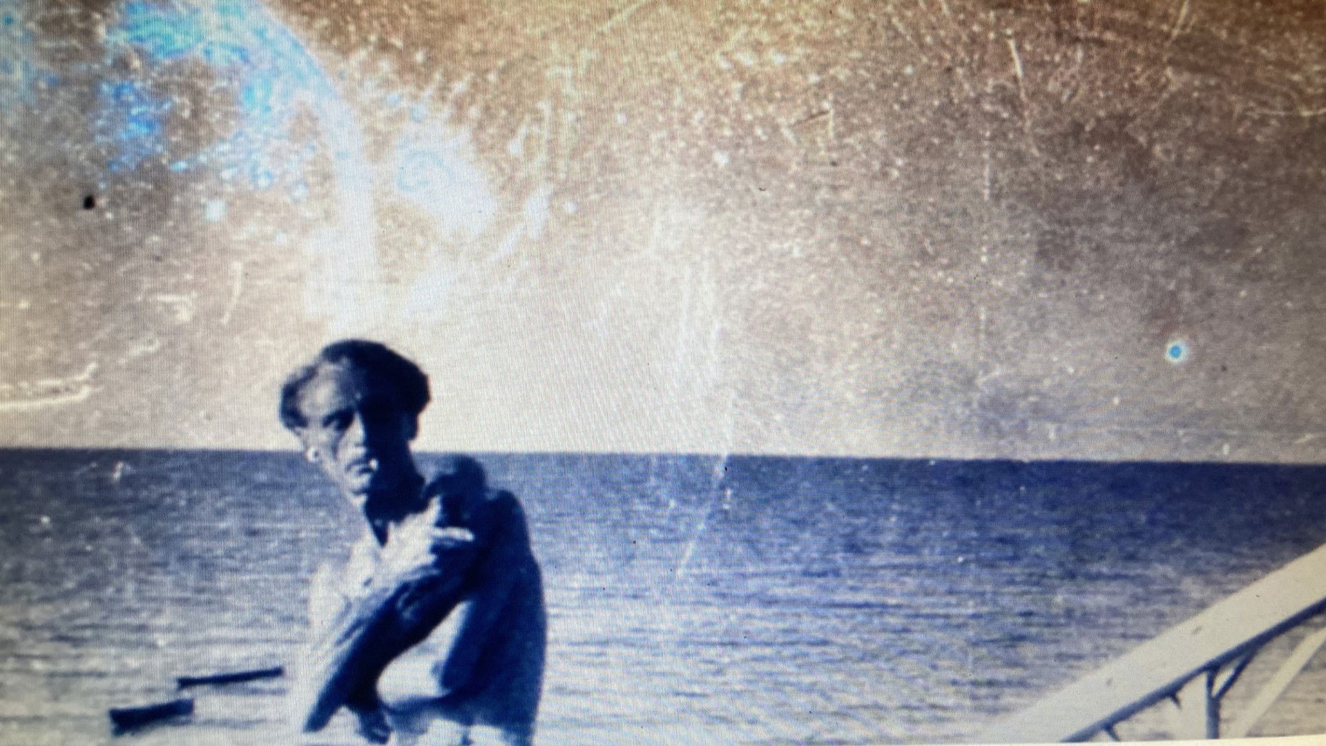 Backdrop for Sur les traces d'Henry de Monfreid - Écrivain et pirate de la mer Rouge