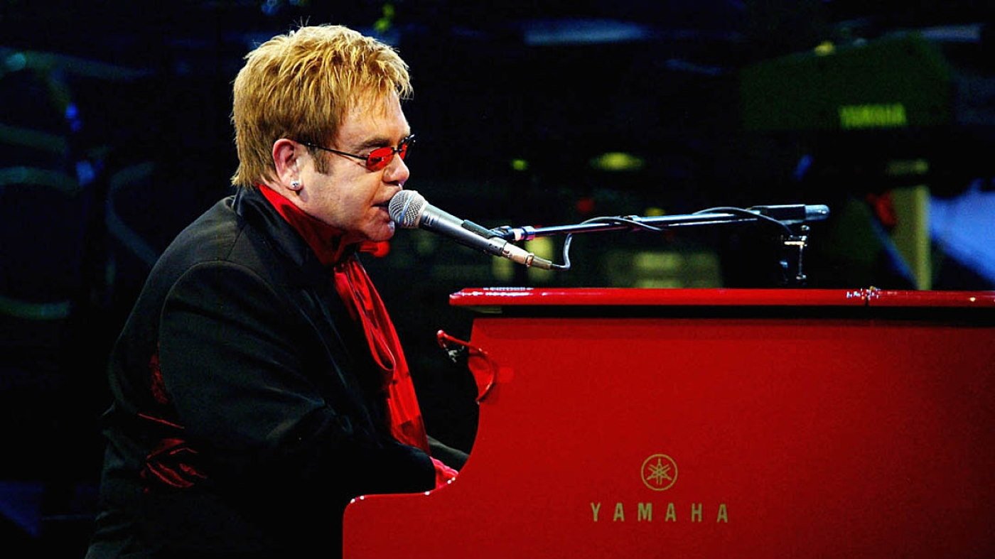 Backdrop for Elton John: The Red Piano