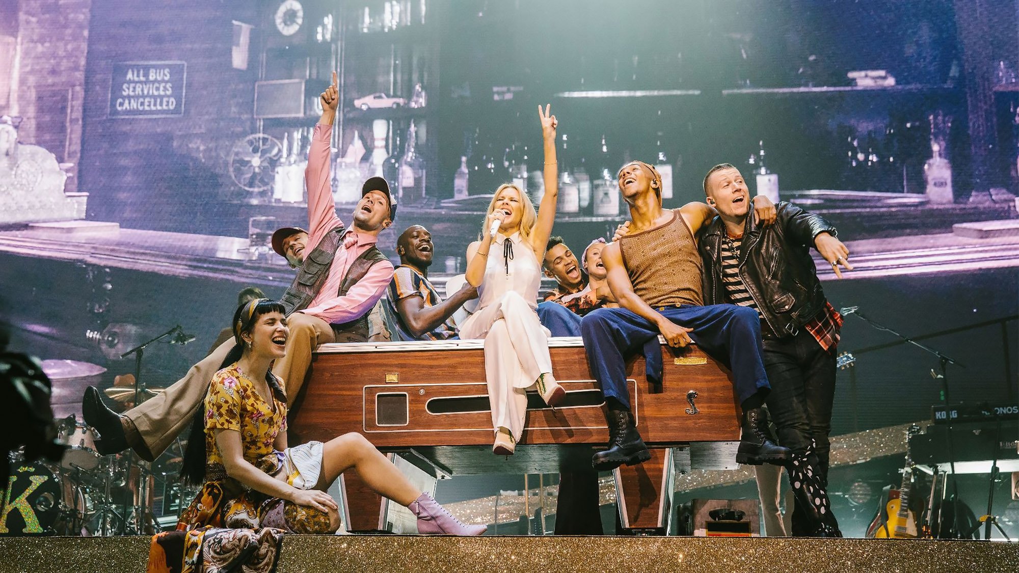 Backdrop for Kylie Minogue: Golden Live in Concert