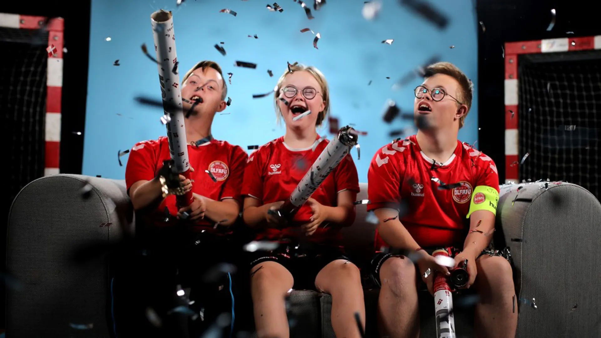 Backdrop for Verdens Lykkeligste Landshold