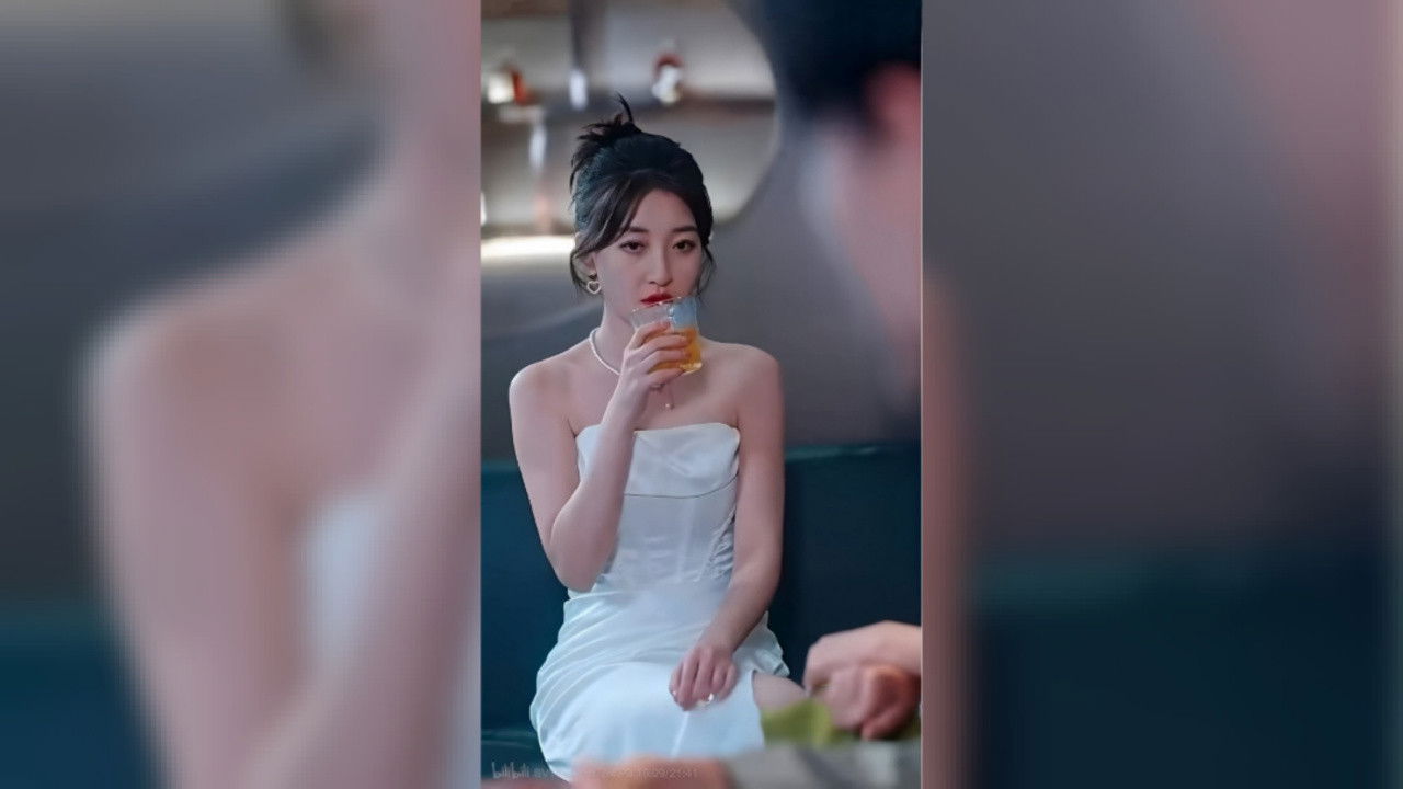 Backdrop for Introduction to Ex-Wife