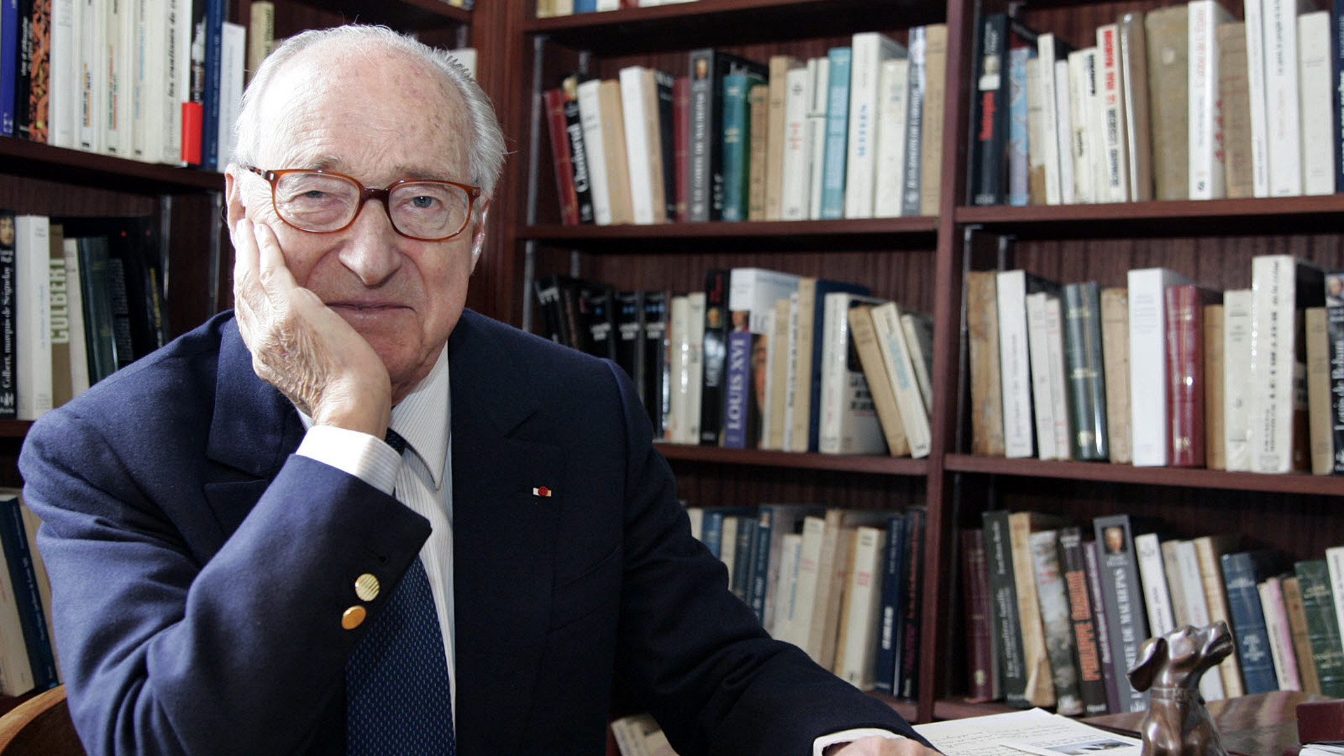 Backdrop for L'Histoire en Question