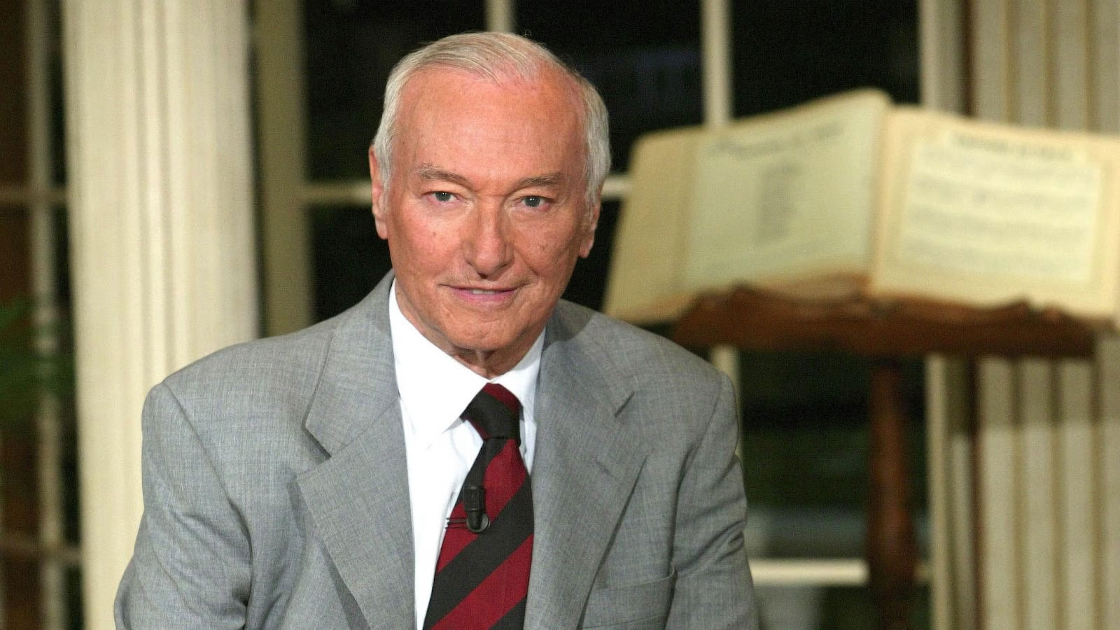 Backdrop for Viaggio nella scienza