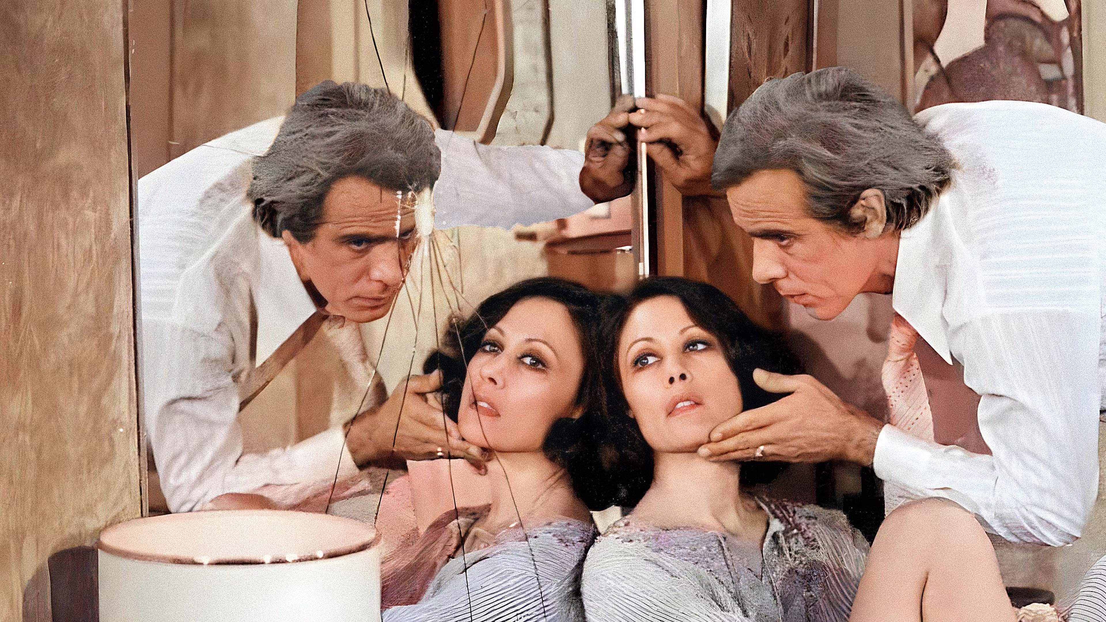 Backdrop for O Astro