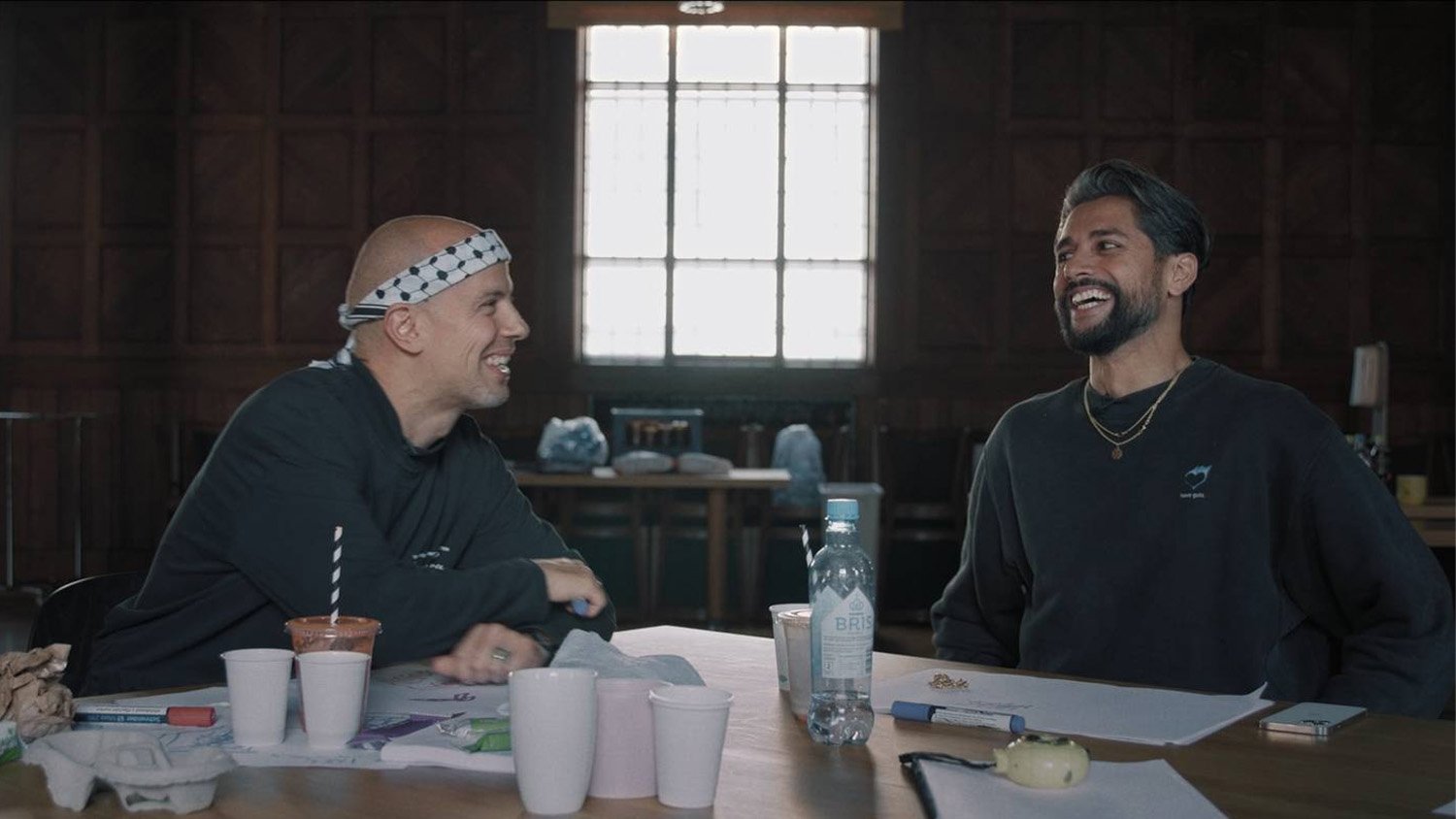 Backdrop for Vegg Vegg Vegg