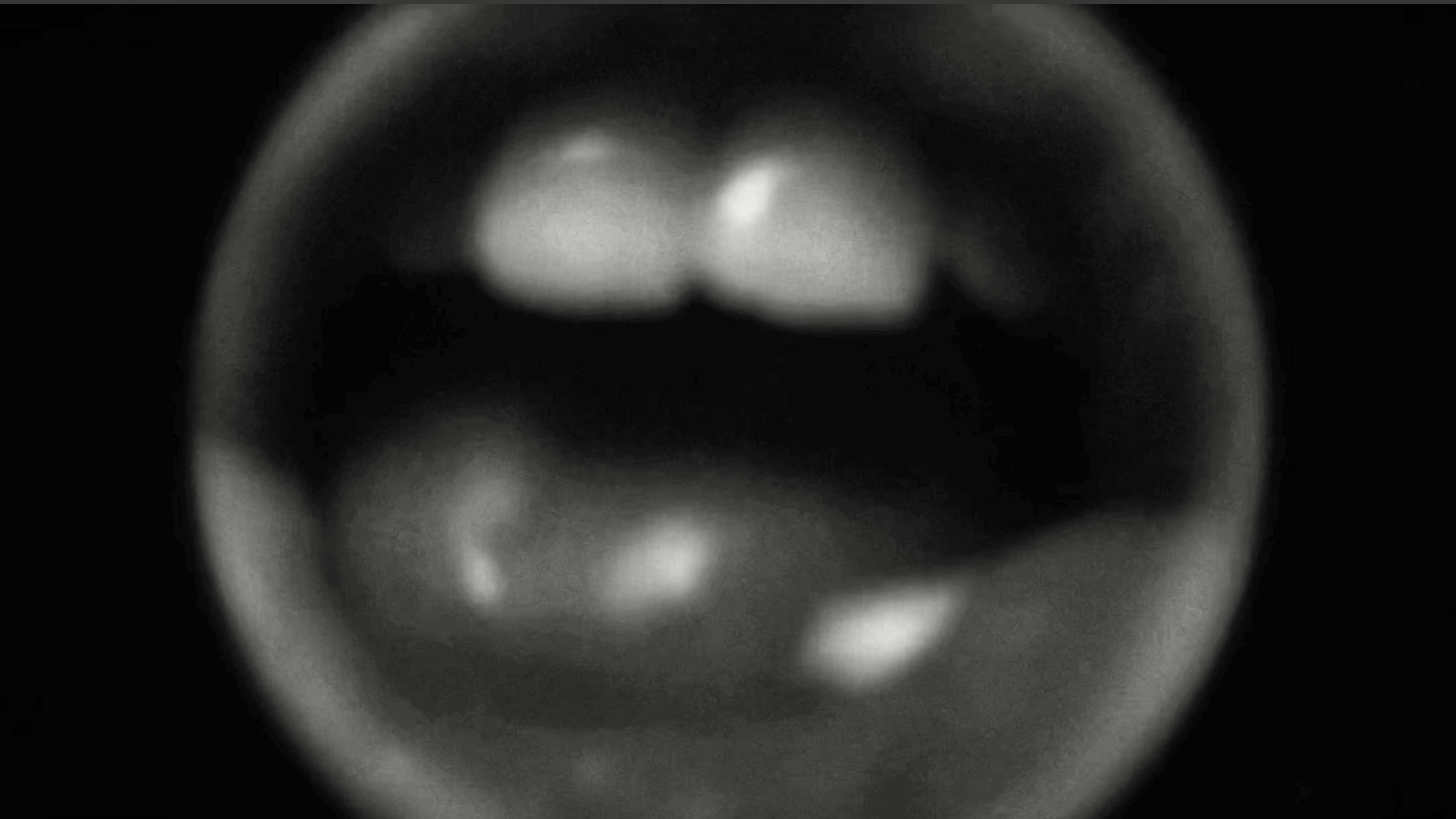 Backdrop for плакать при свете (cry in the light)