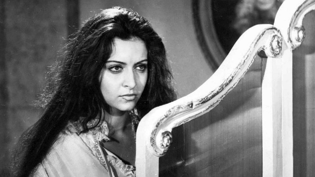 Backdrop for Golden Precipice