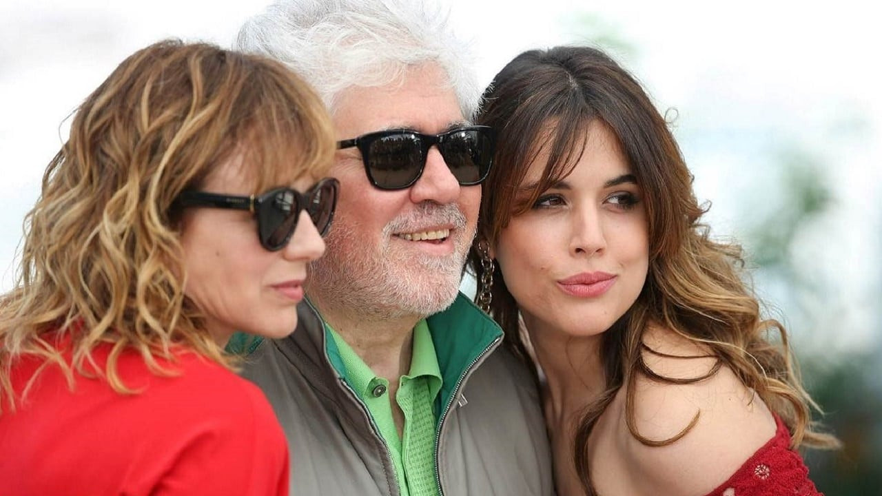 Backdrop for Almodóvar, todo sobre ellas