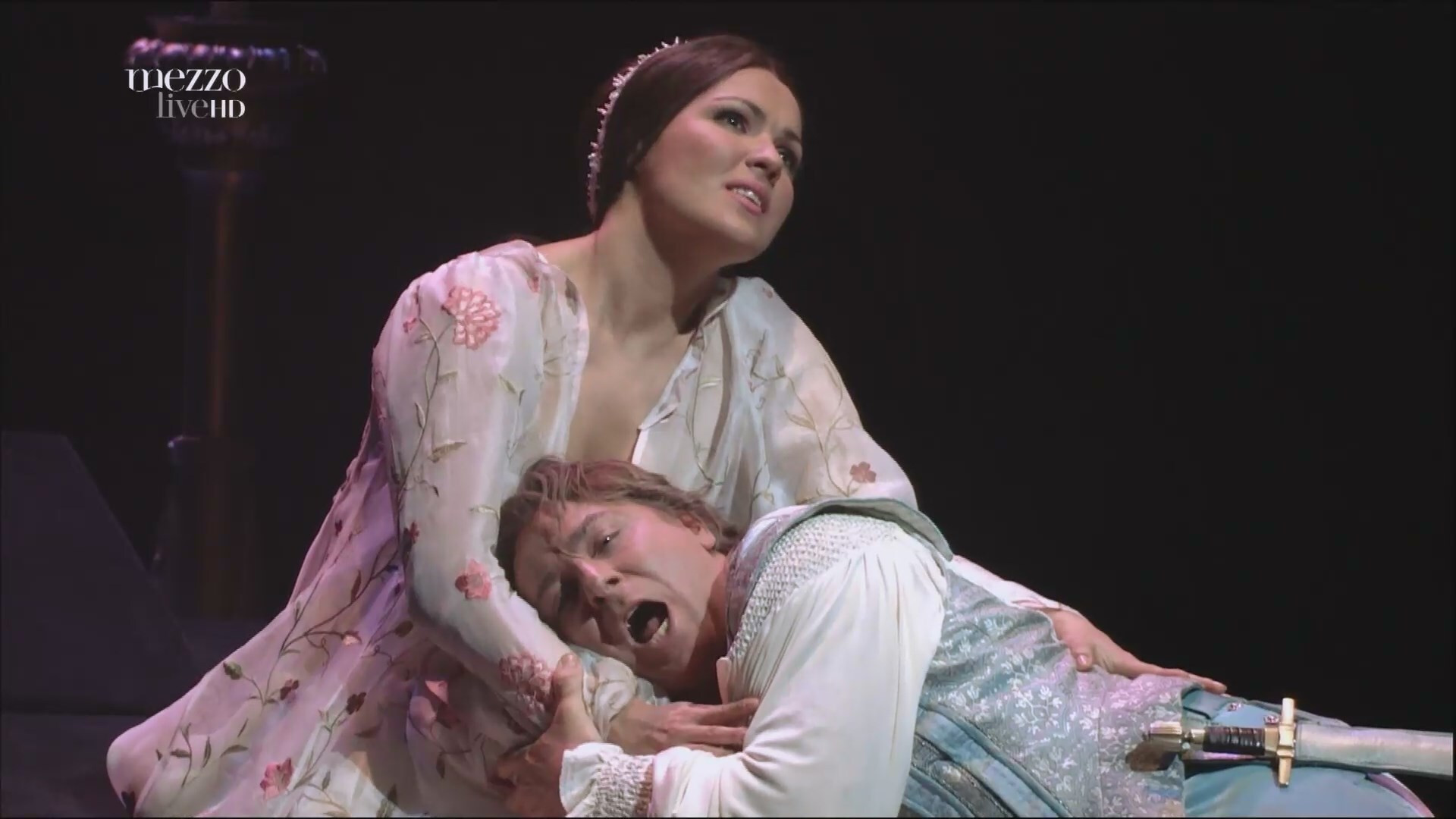 Backdrop for The Metropolitan Opera HD Live Gounod's Romeo et Juliette