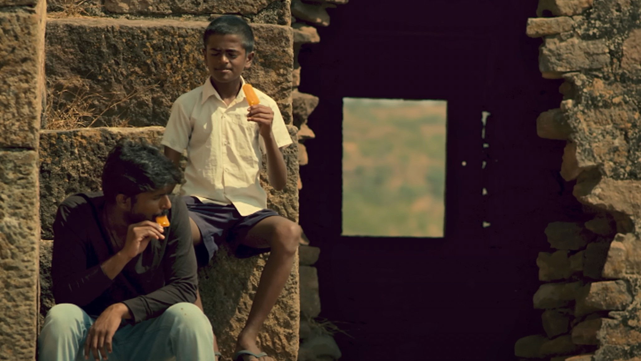 Backdrop for Nodidavaru Enanthare