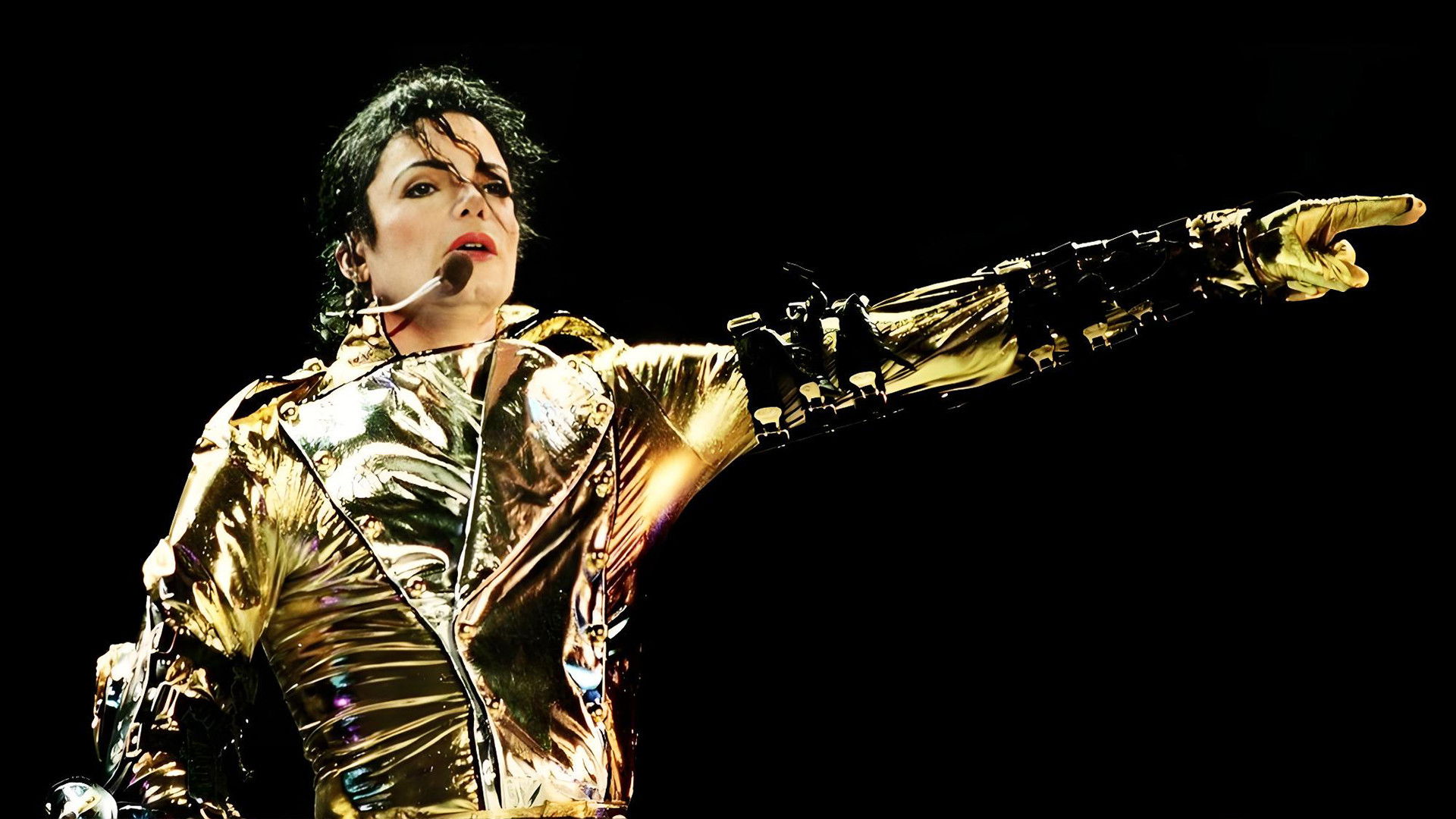 Backdrop for Michael Jackson: HIStory World Tour - Live in Gothenburg