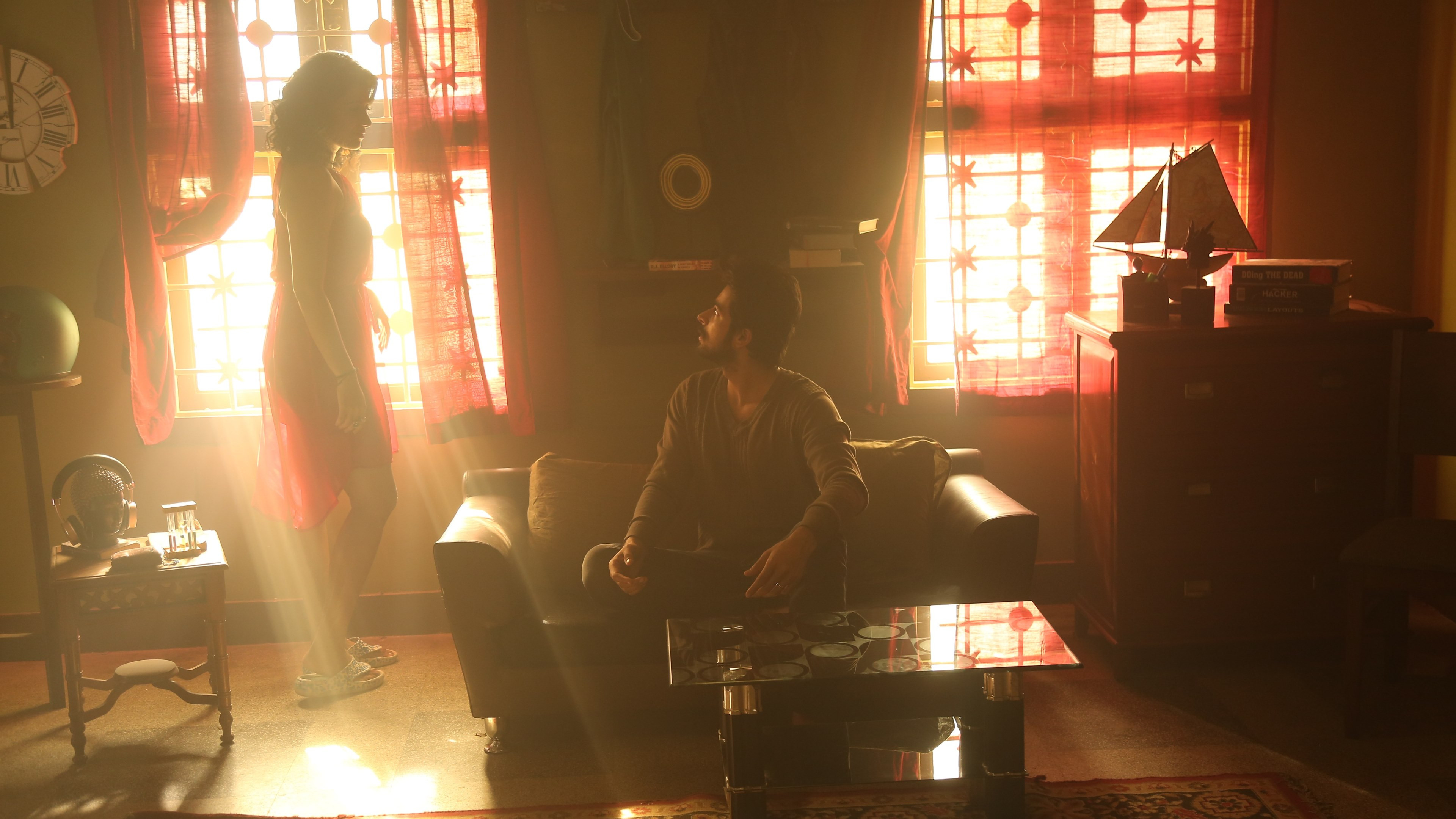 Backdrop for Ispade Rajavum Idhaya Raniyum