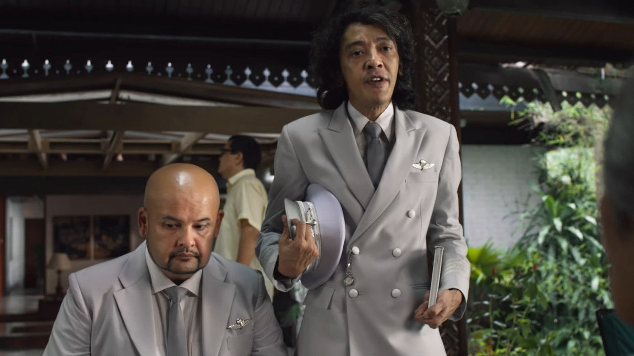 Backdrop for Spilt Gravy on Rice