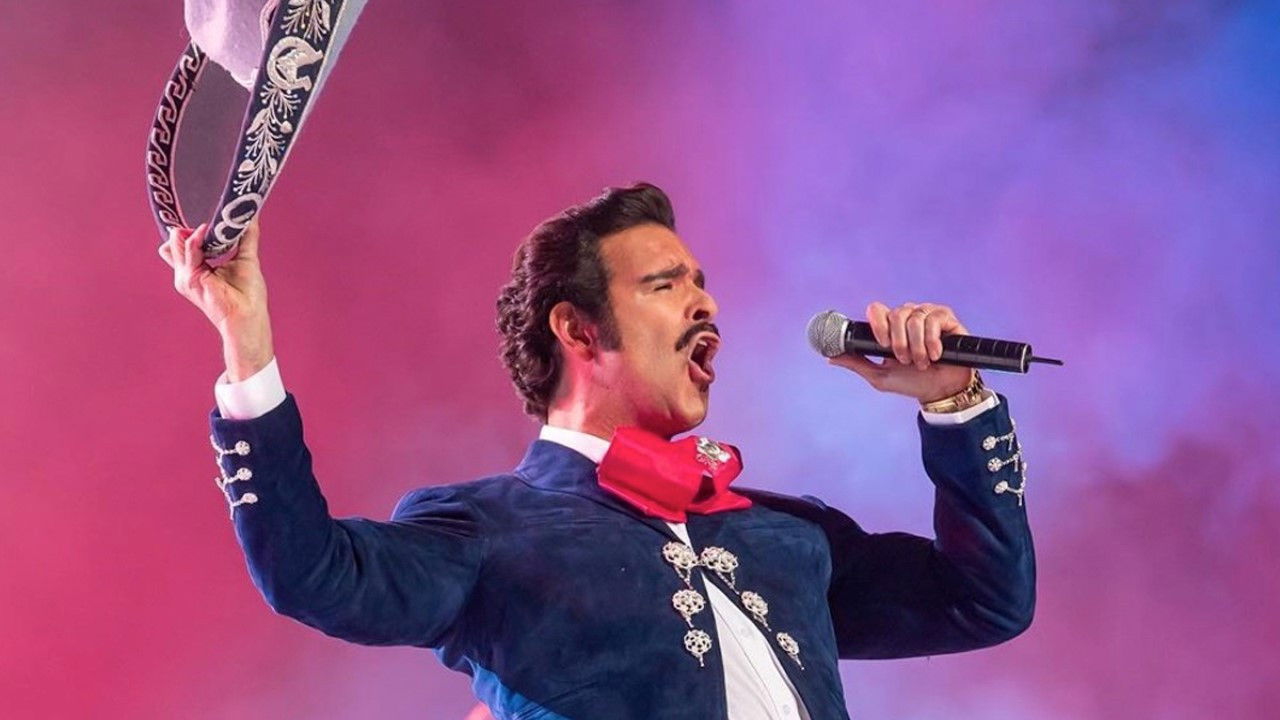 Backdrop for Son of the Town