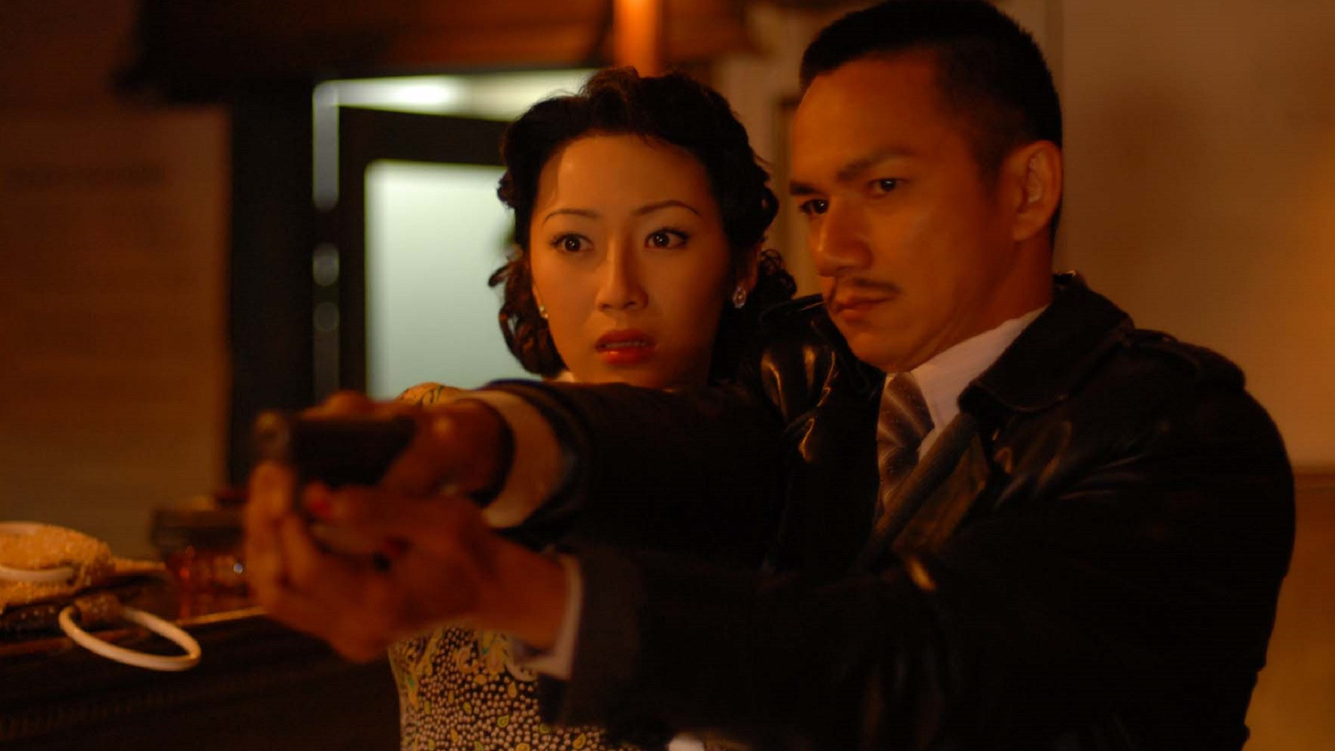 Backdrop for 狐步谍影