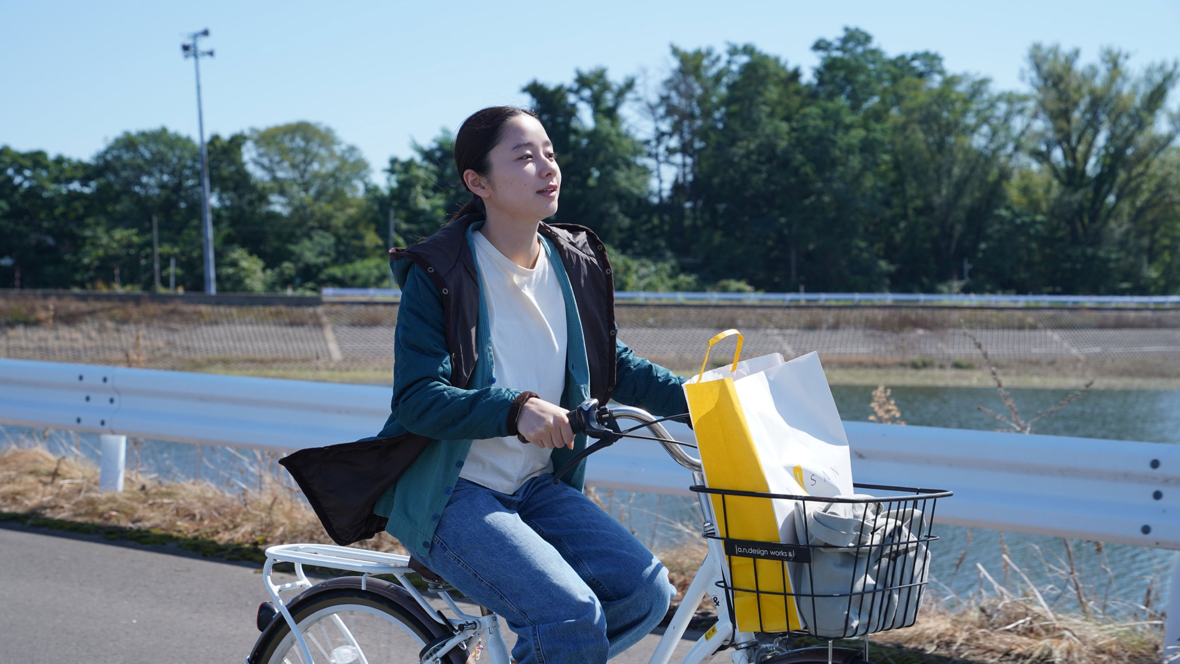 Backdrop for Tsugaru Lacquer Girl