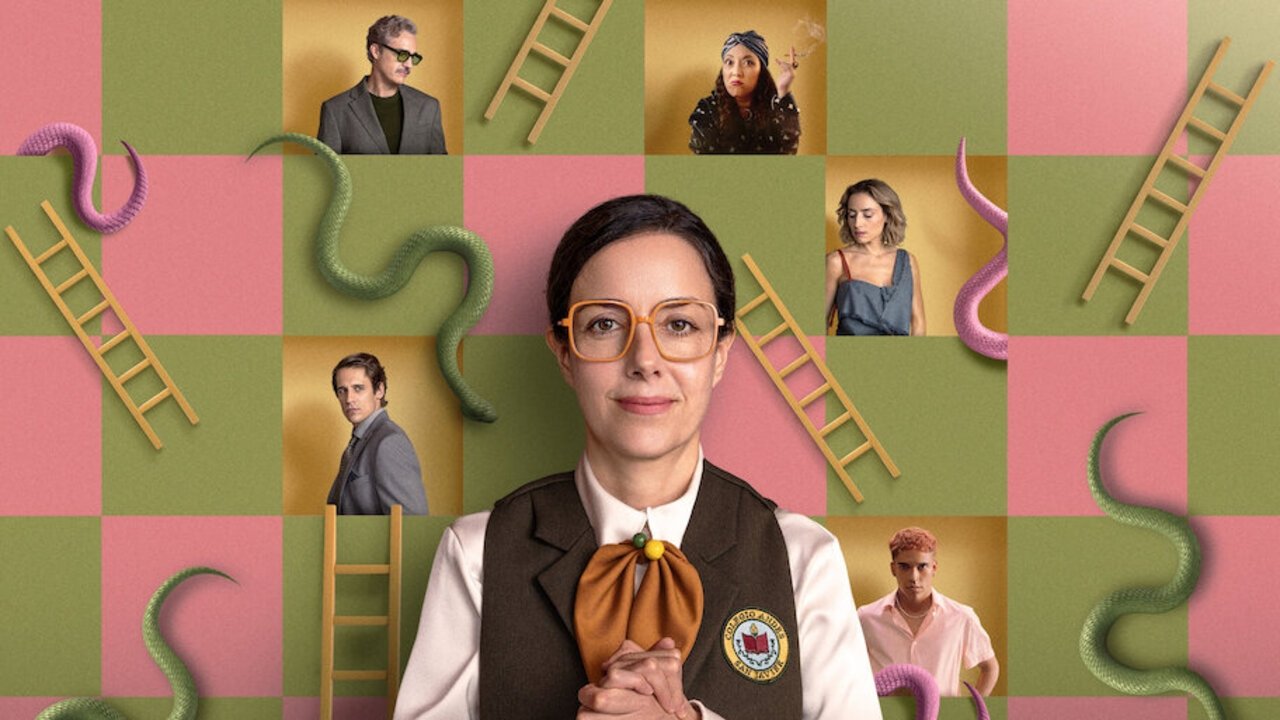 Backdrop for Snakes and Ladders